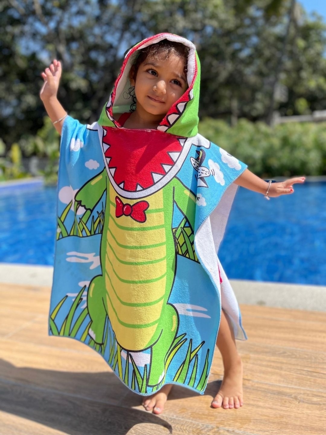 

Famyo Green & Blue Cool Crocodile Design Poncho Towel for Kids (1-7 years)