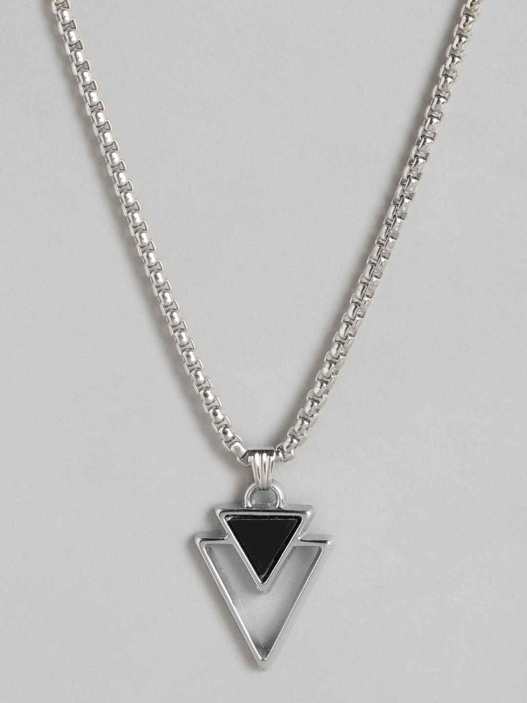 

PARIS HAMILTON Unisex Triangular Pendant with Chain, Black