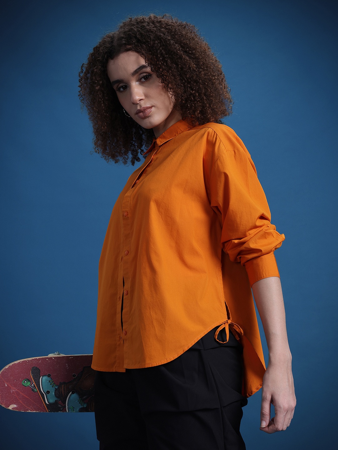 

The Roadster Lifestyle Co. Solid Pure Cotton Casual Shirt with Tie Up Detail, Orange