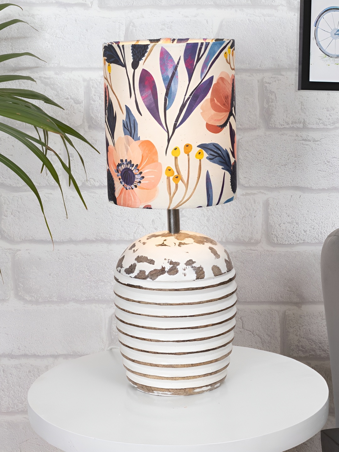 

Homesake Cream-Coloured Floral Printed Wooden Cylindrical Shaped Table Lamp