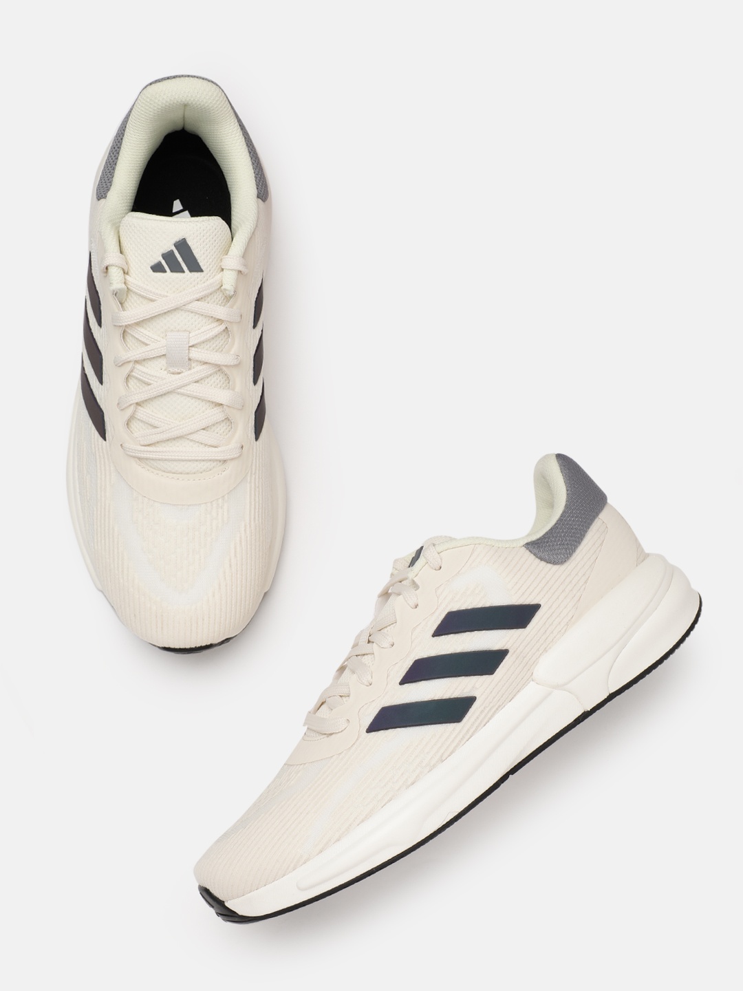

ADIDAS Men Uniqlite St Running Shoes, Off white