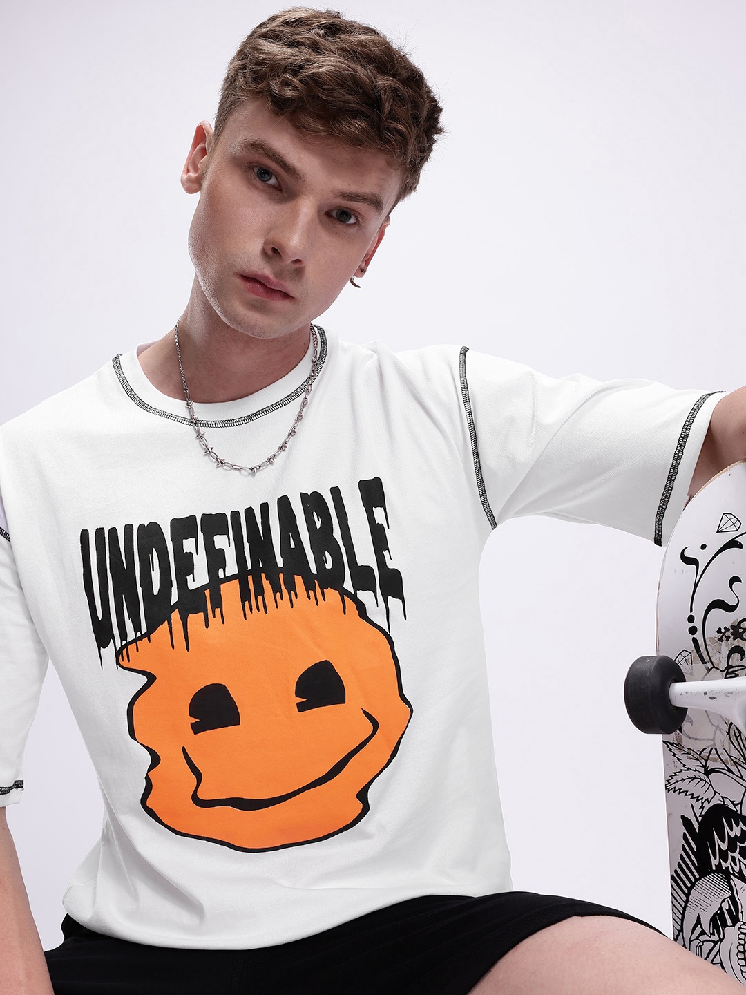 

Kook N Keech Men Printed Drop-Shoulder Sleeves Oversized Pure Cotton T-shirt, White