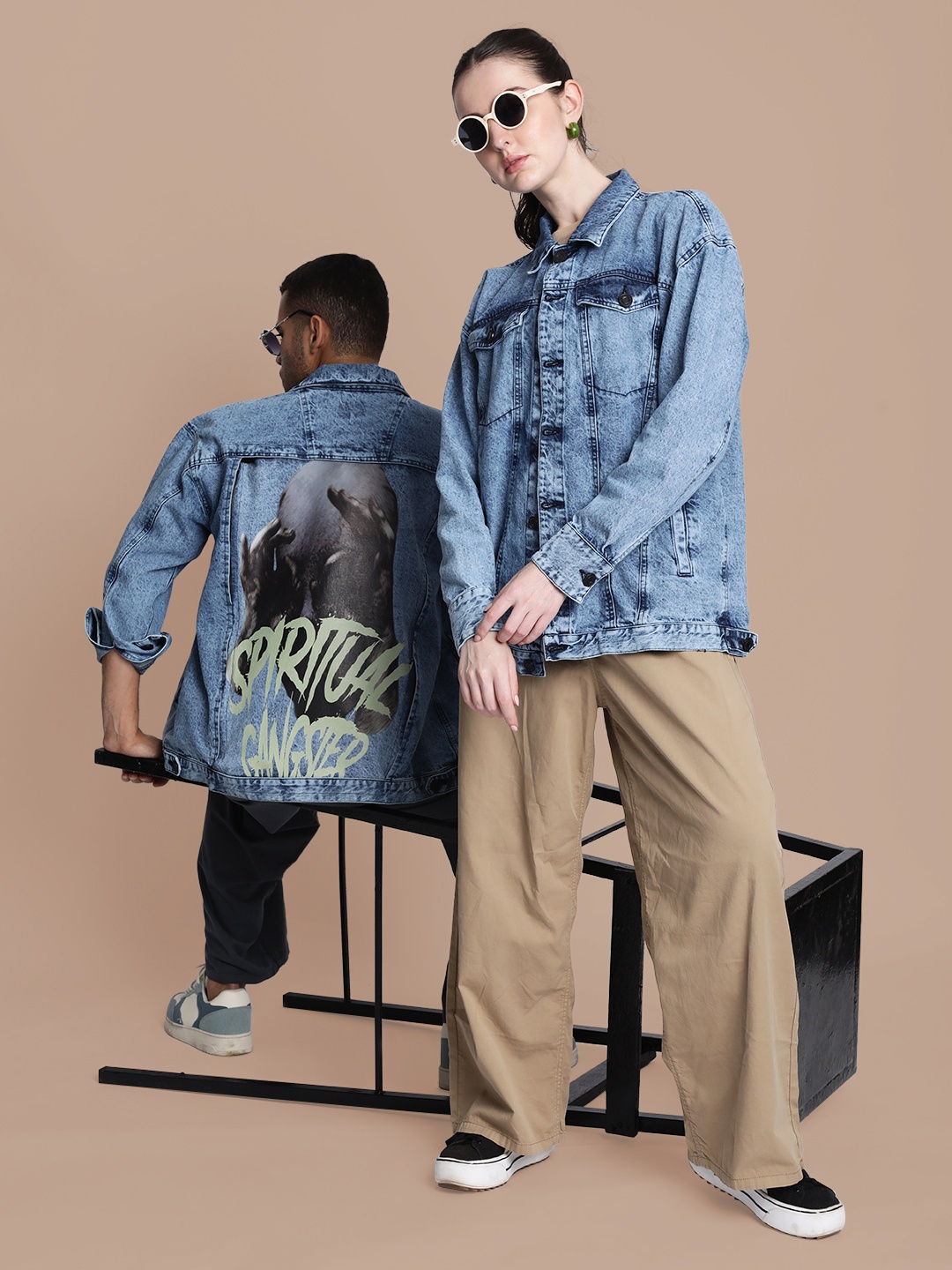 

Bene Kleed Swapable Denim Jacket with 1 additional patch, Blue