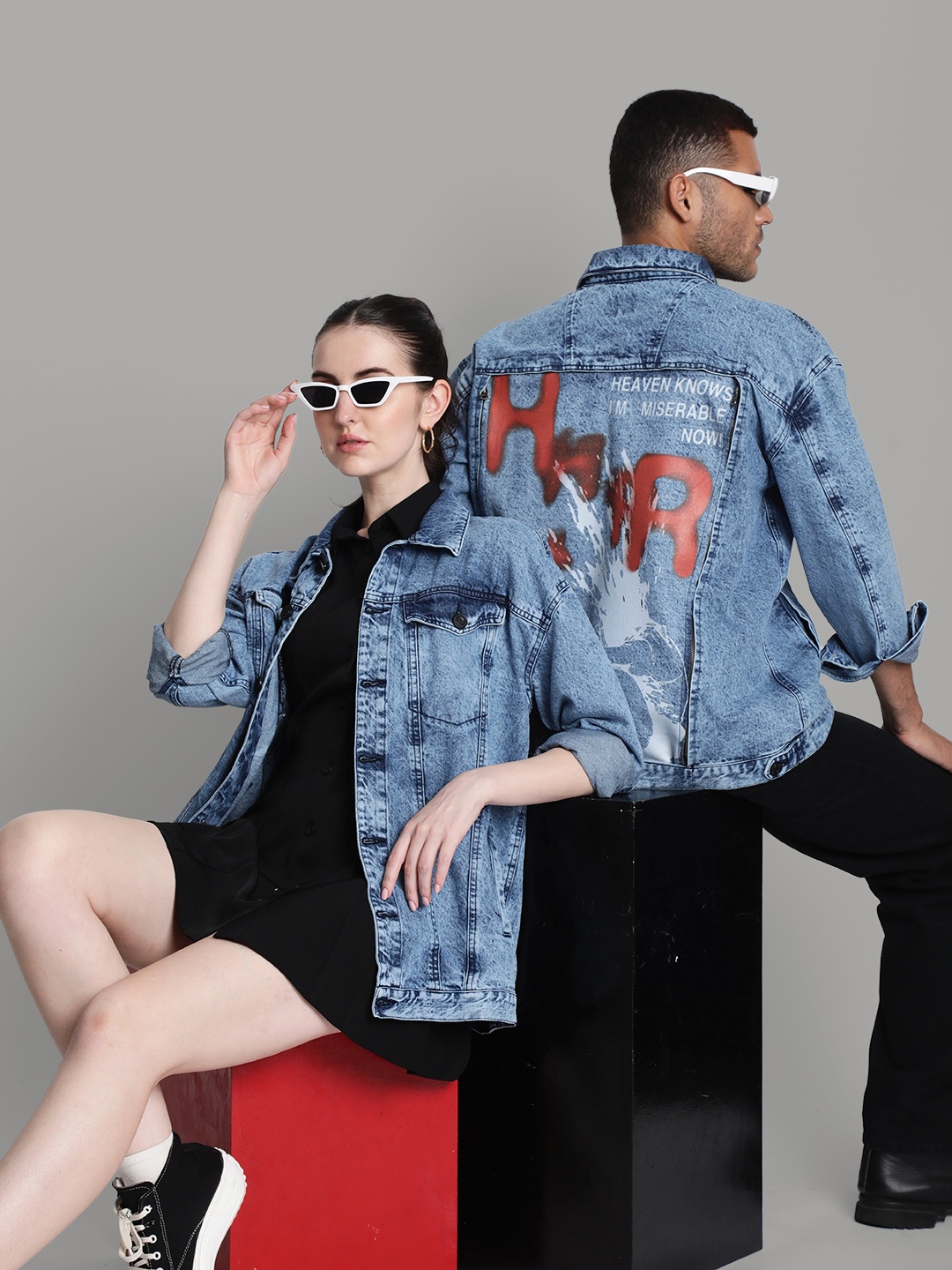 

Bene Kleed Swapable Denim Jacket with 1 additional patch, Blue