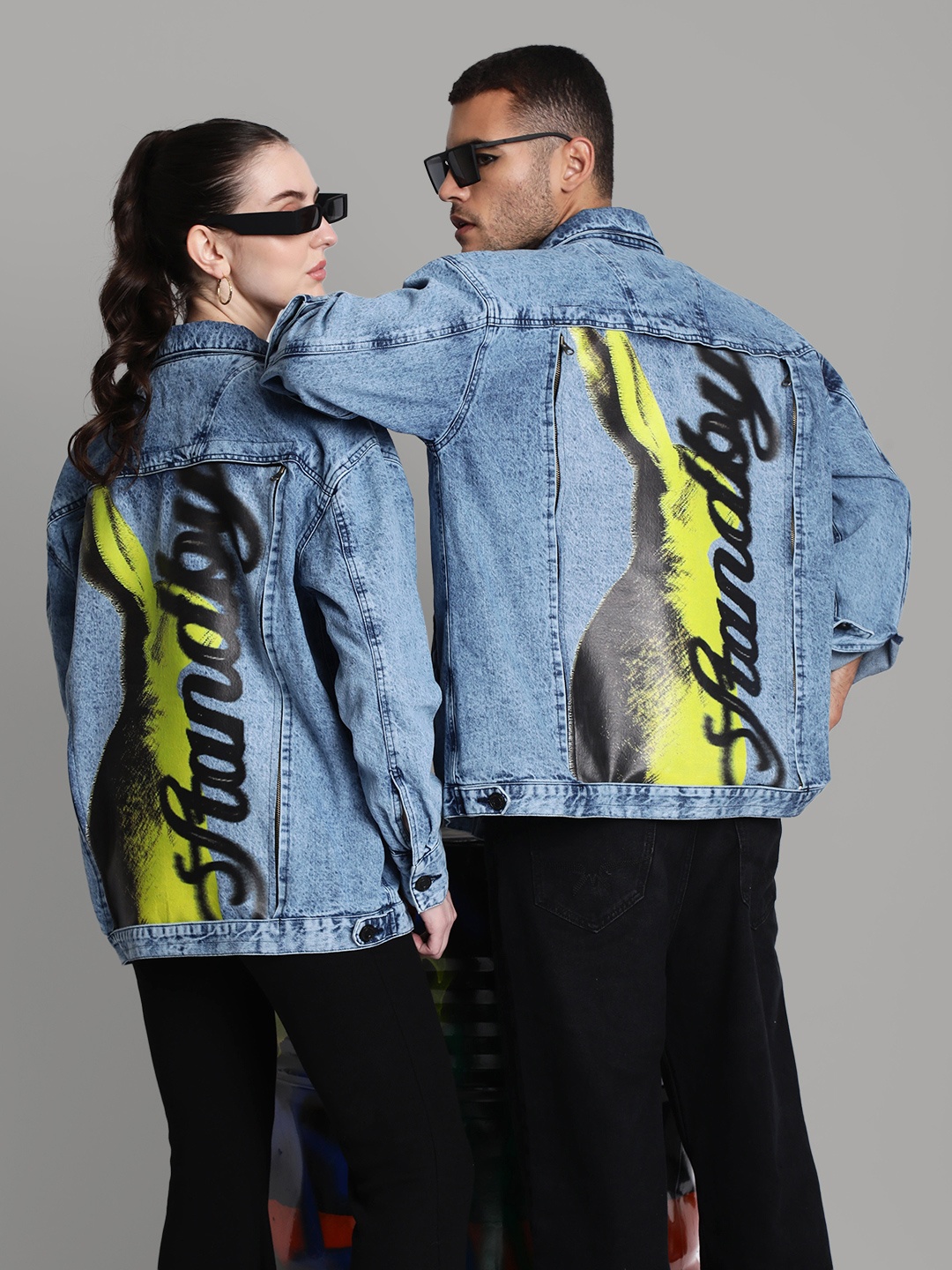 

Bene Kleed Swapable Denim Jacket with 1 additional patch, Blue