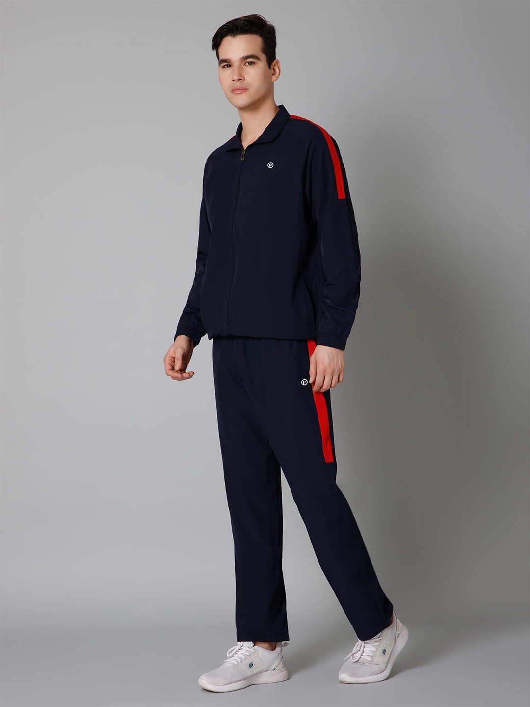 

TURNFIT Men Colour-Blocked Tracksuits, Navy blue