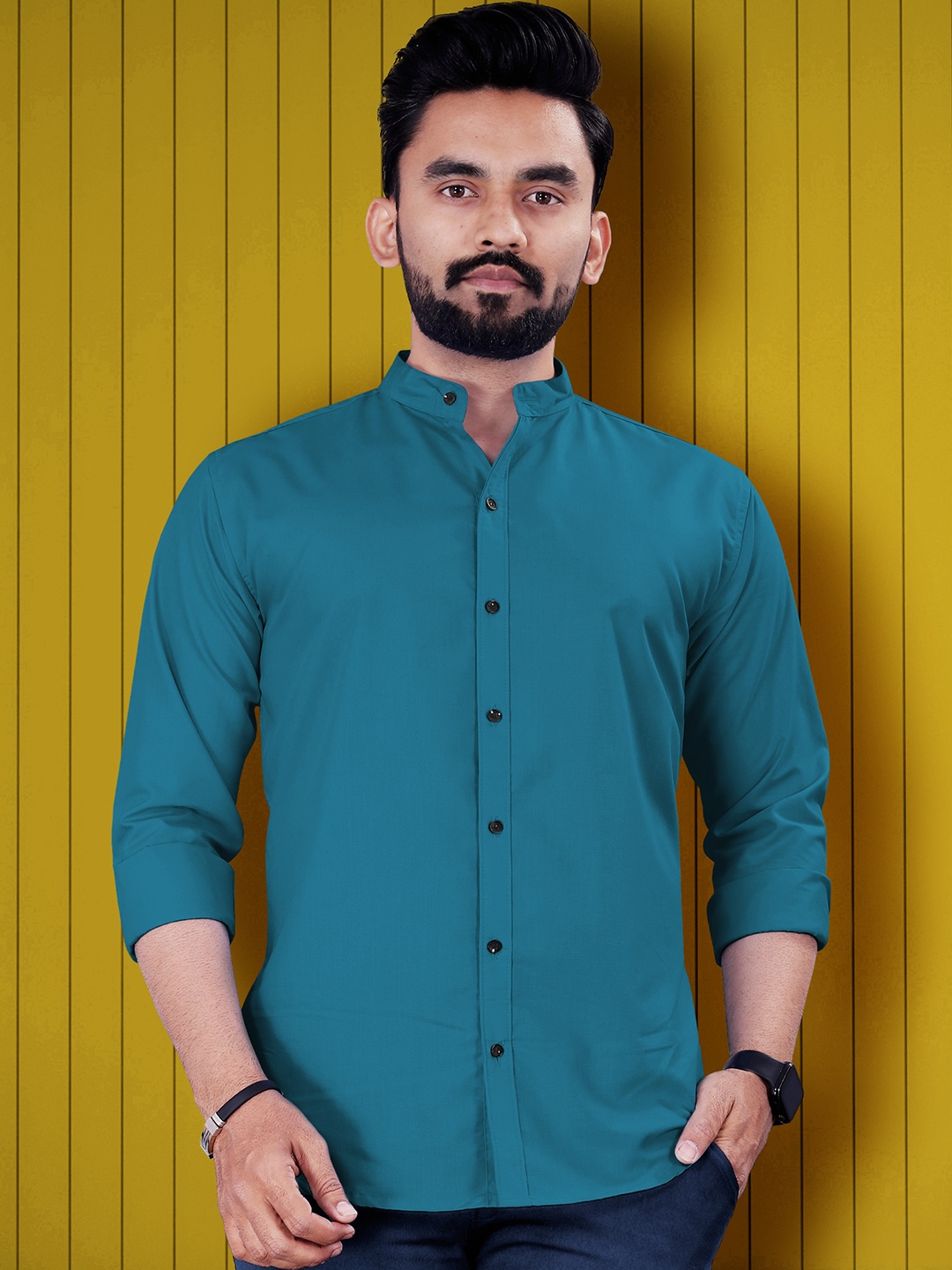 

VeBNoR Men Solid Standard Fit Casual Shirt, Blue