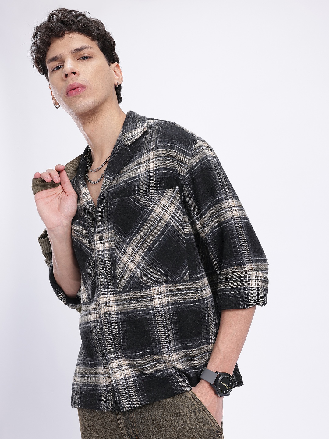

glitchez Tartan Elegance Cuban Collar Regular Fit Shacket, Black
