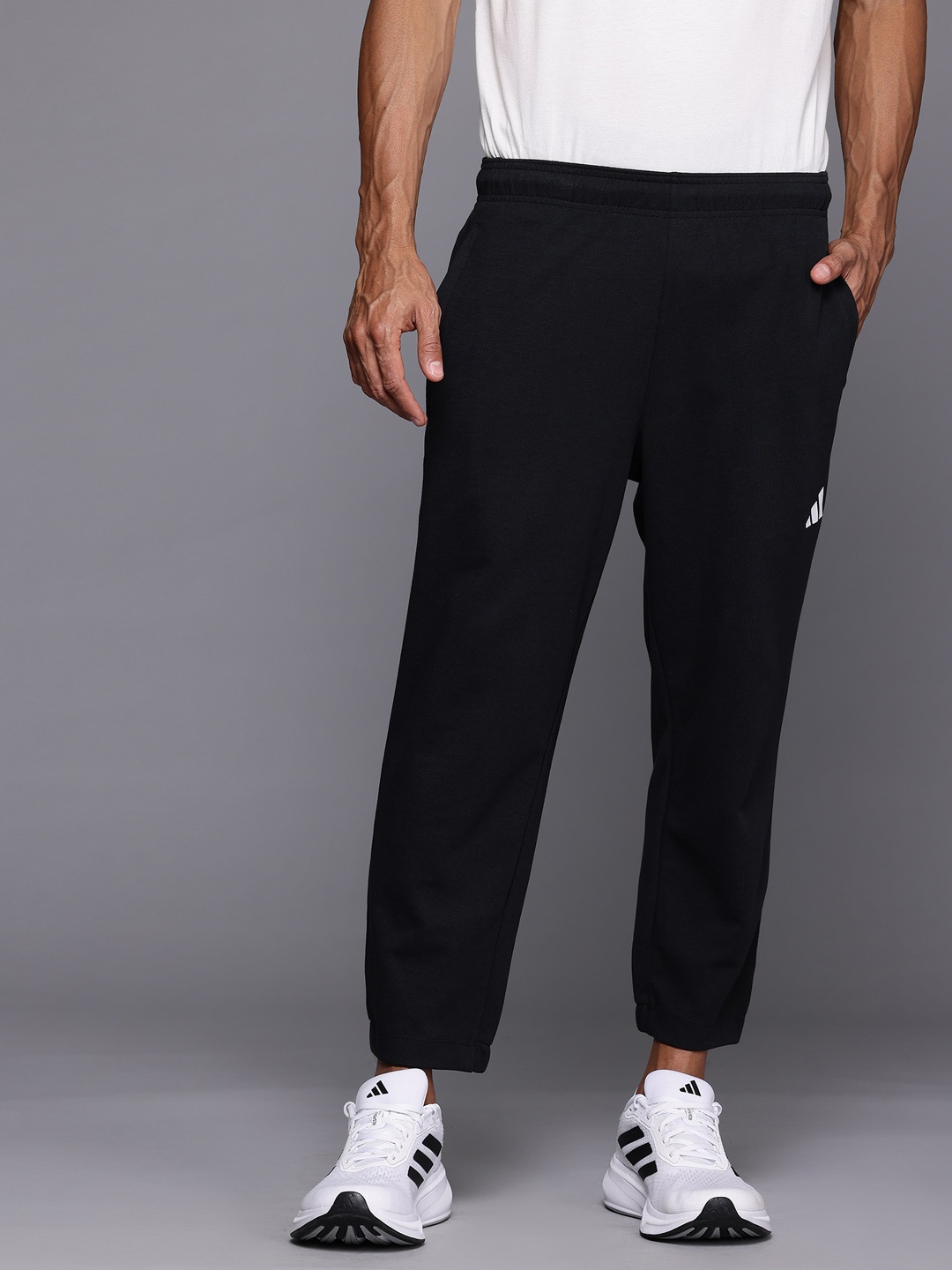 

Adidas Men Training Essentials 7/8 Joggers, Black