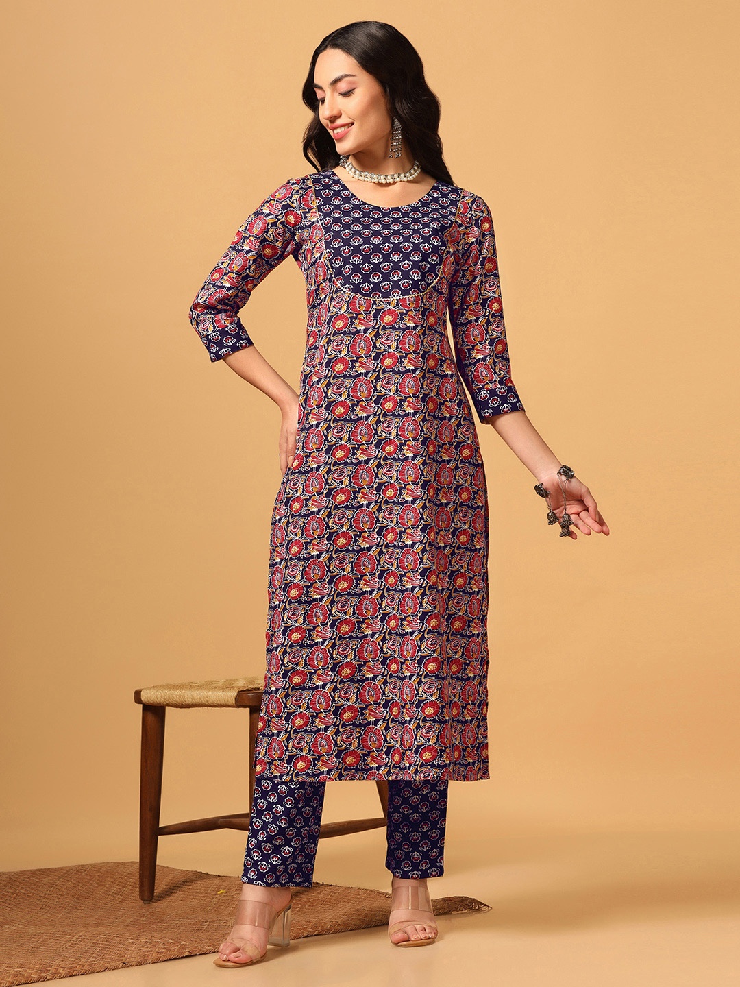 

Moda Rapido Women Floral Printed Regular Kurta with Trousers, Navy blue