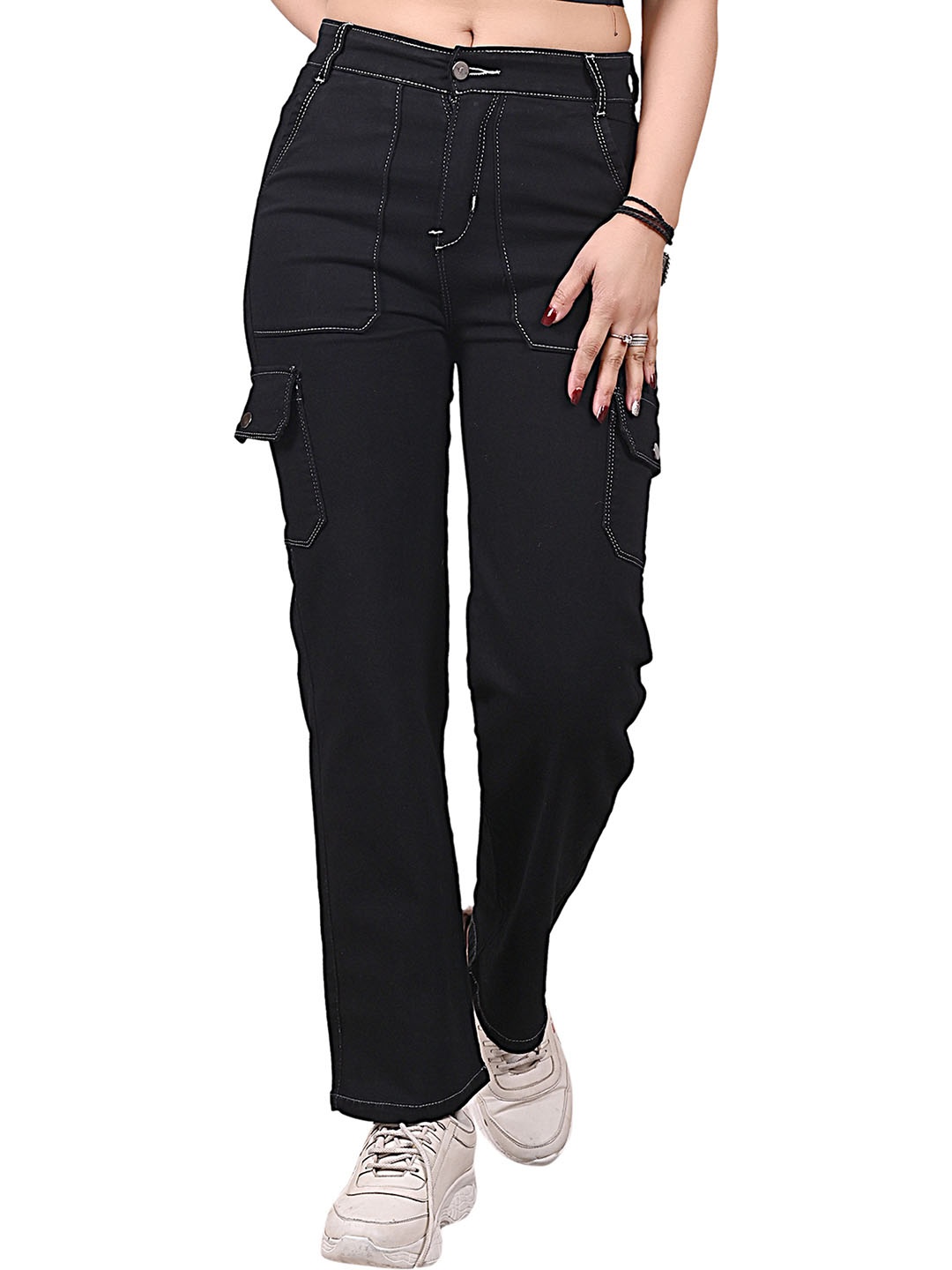 

Hayler Women Straight Fit Mid-Rise Cargo Styles Jeans, Black