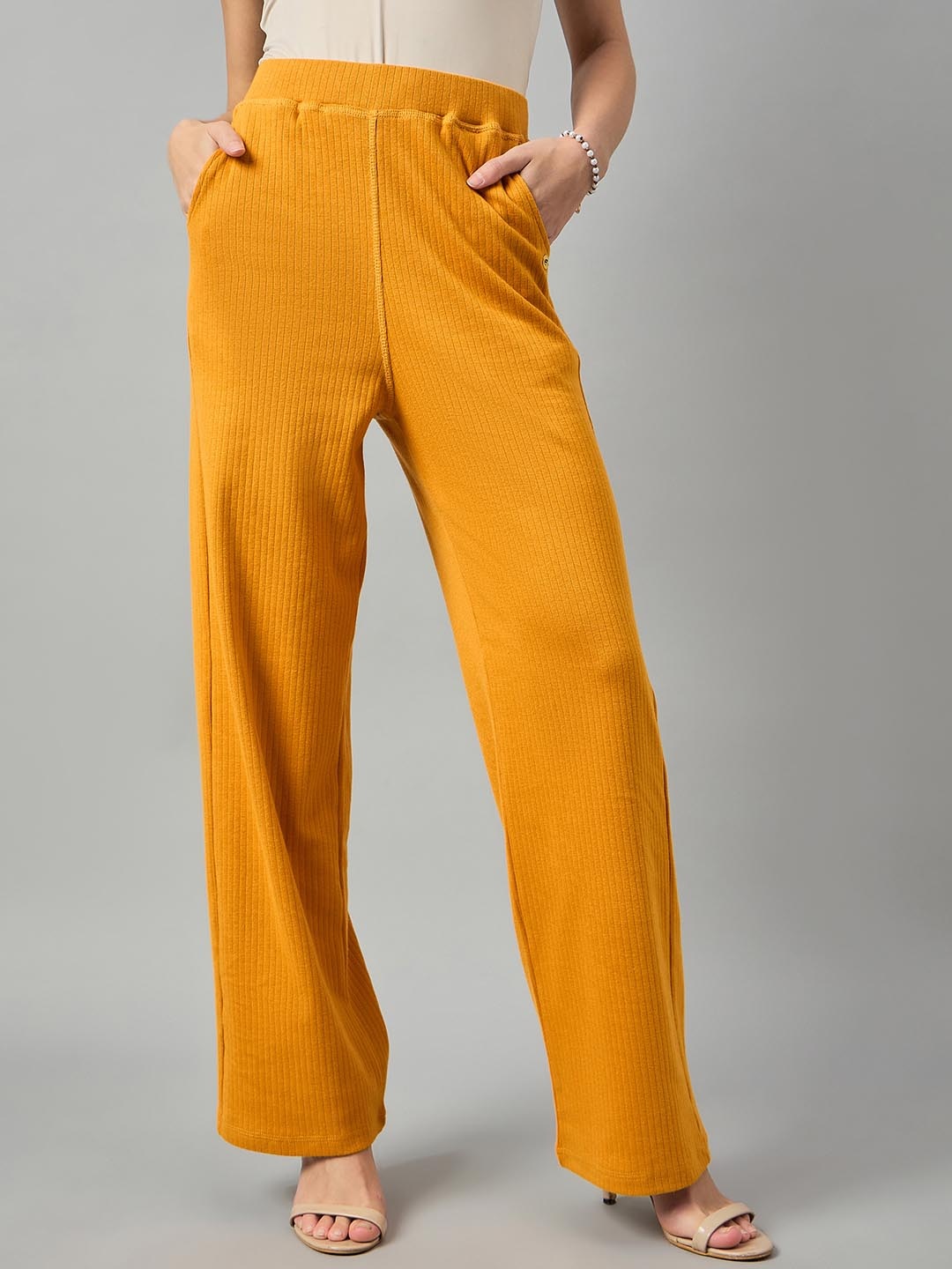 

FEMEA Women Mid-Rise Flared Trousers, Yellow