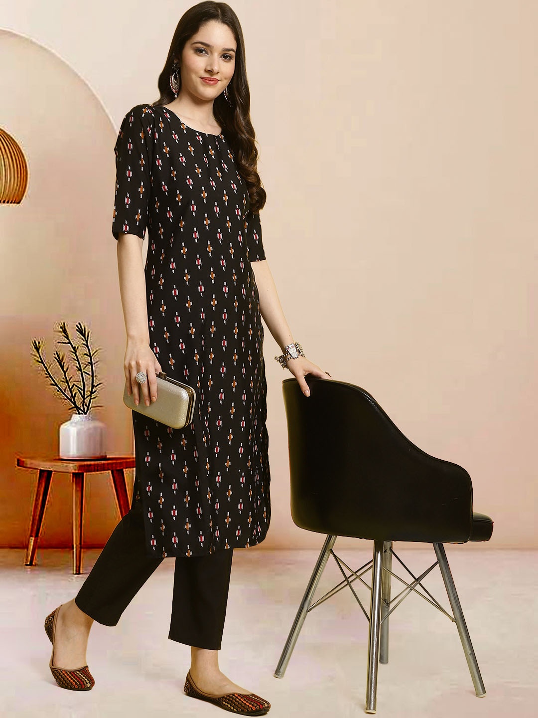 

Moda Rapido Women Ethnic Motifs Printed Regular Kurta with Trousers, Black