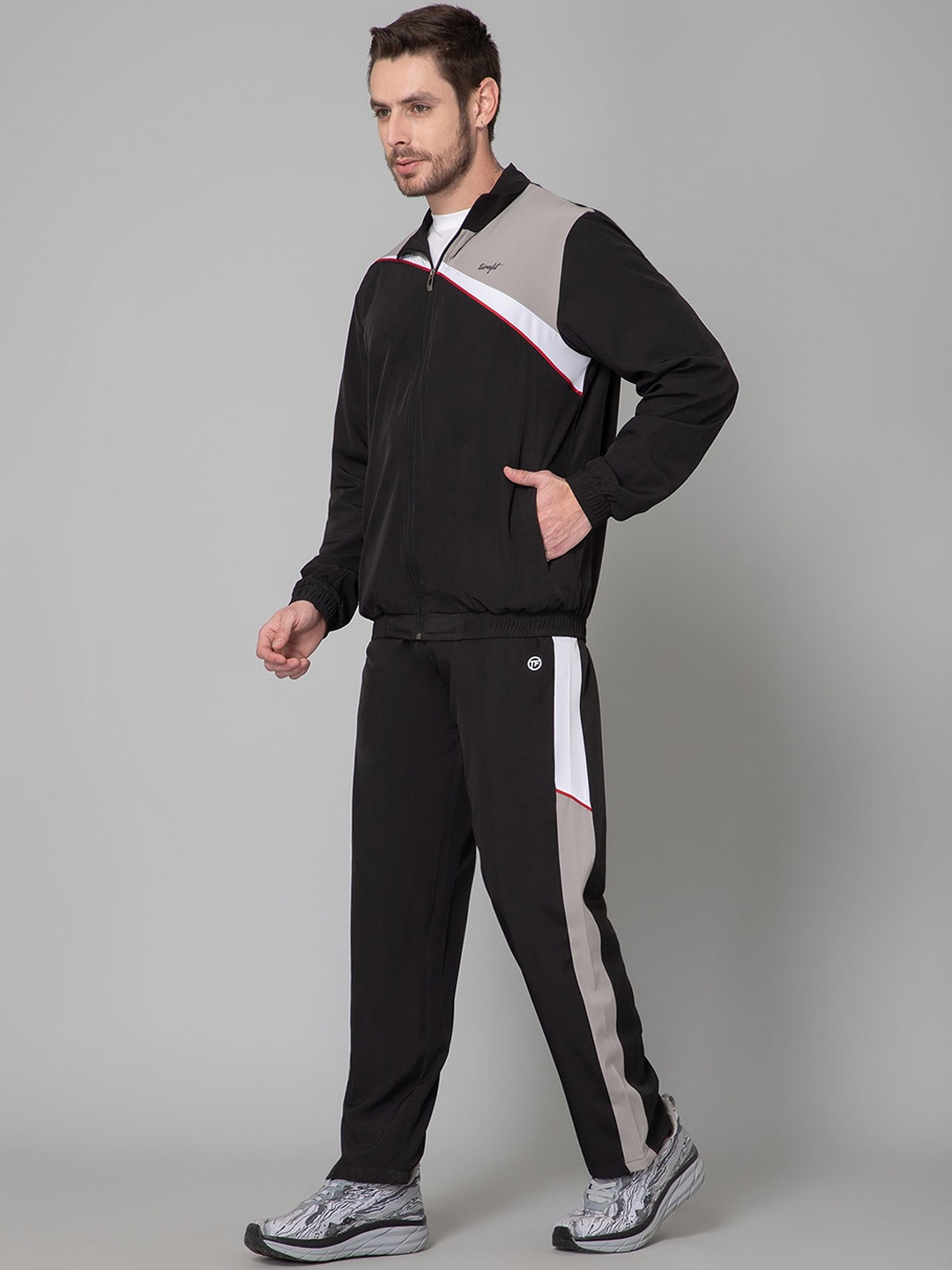 TURNFIT Colorblocked Zip Front Tracksuit, Black