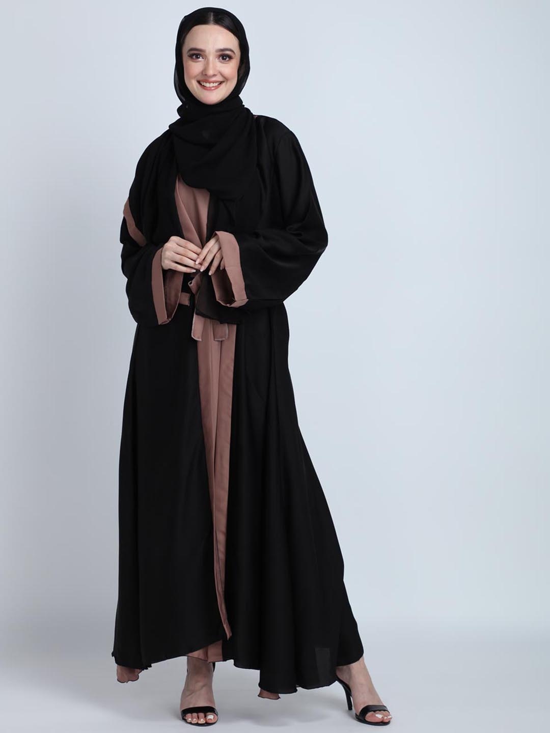 

BROKE BRAND Round Neck Shrug-Style Abaya With Belt, Beige