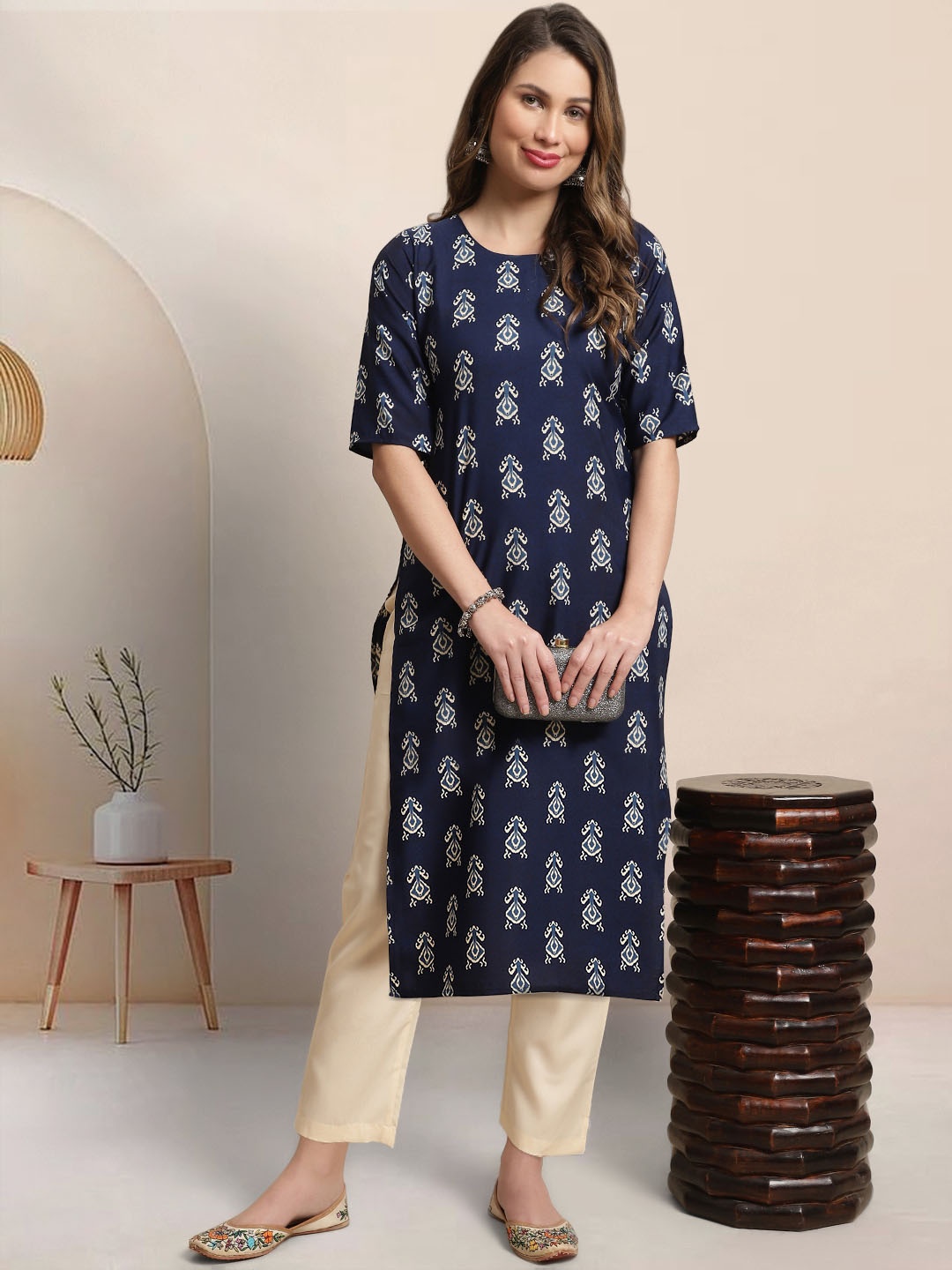 

Moda Rapido Women Floral Printed Regular Kurta with Trousers, Blue