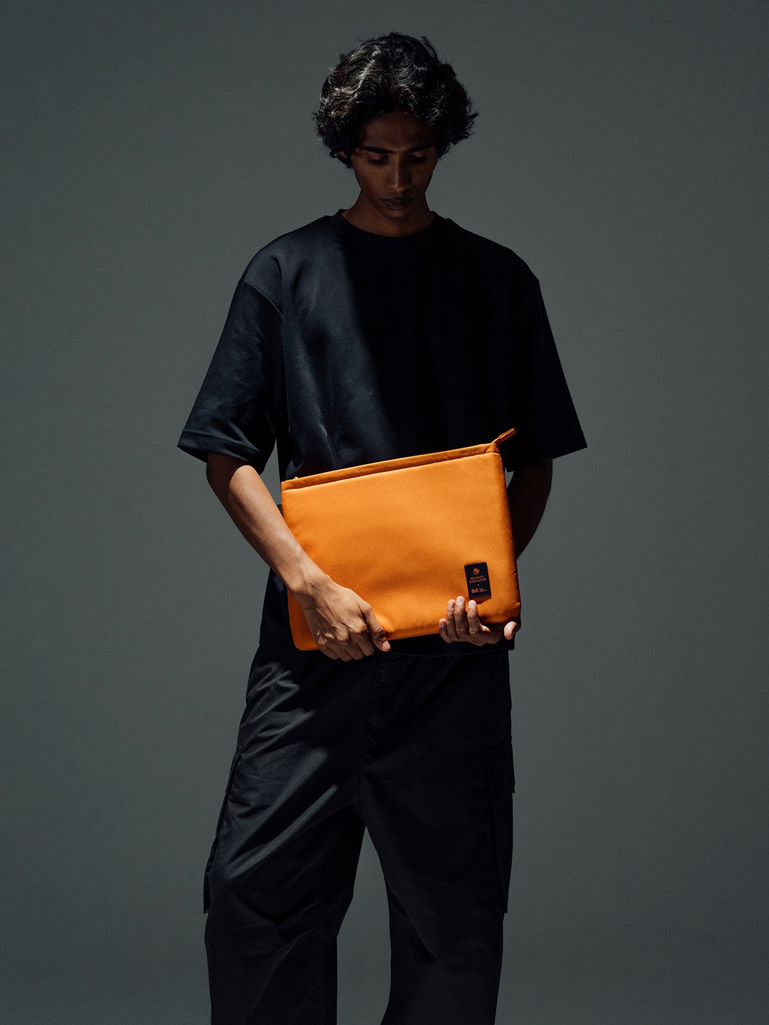 

DailyObjects Monkey Shoulder x DO Skipper Sleeve Medium For MacBook Air/Pro Laptop Bag, Orange