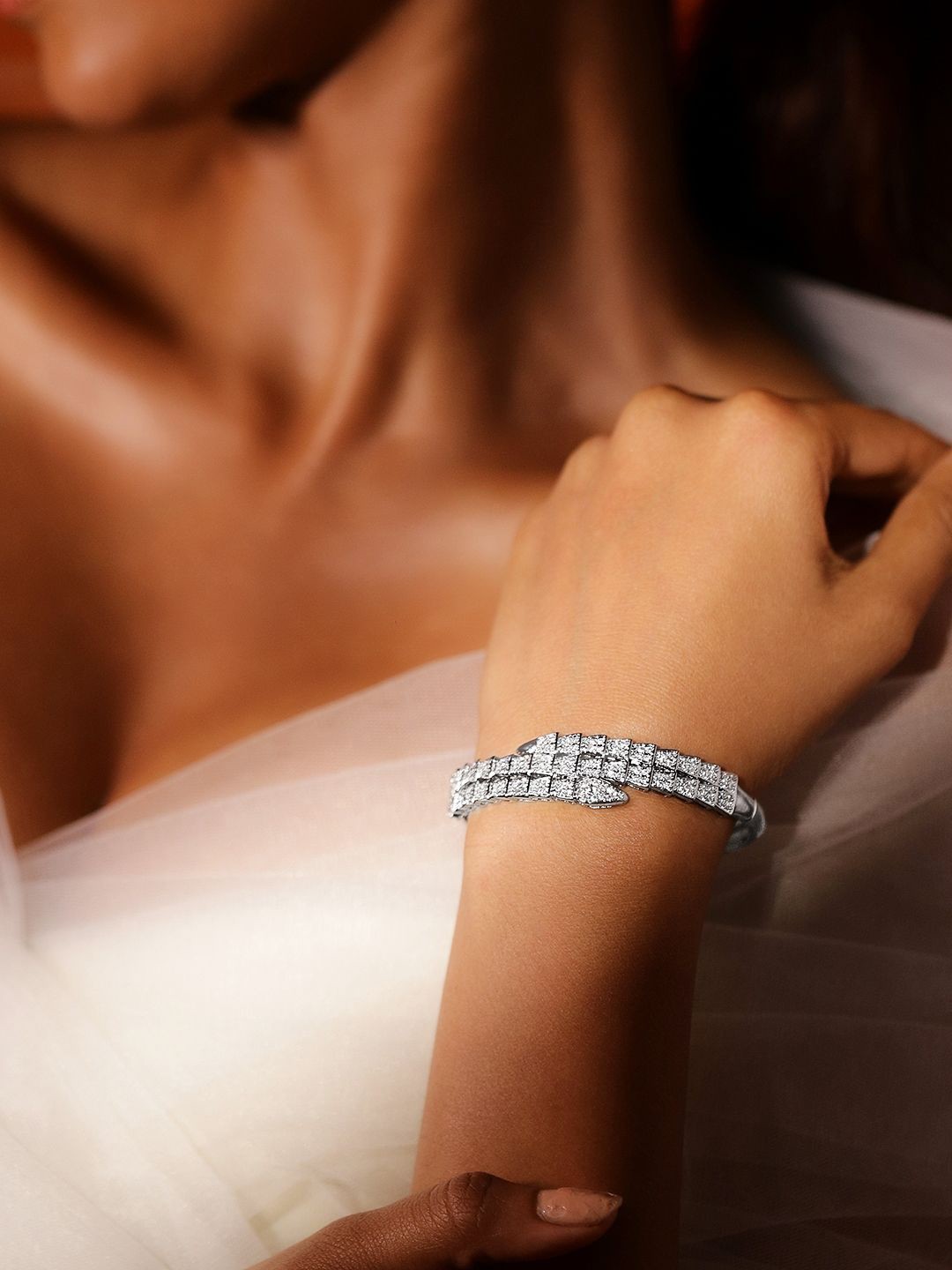 

Rubans Rhodium-Plated Luxurious Pave-Set Cubic Zirconia Openable Bracelet, Silver