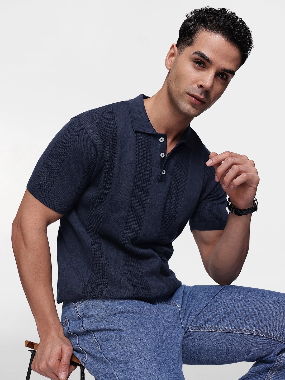 

French Connection Men Textured Flat Knit Polo Tshirt, Navy blue