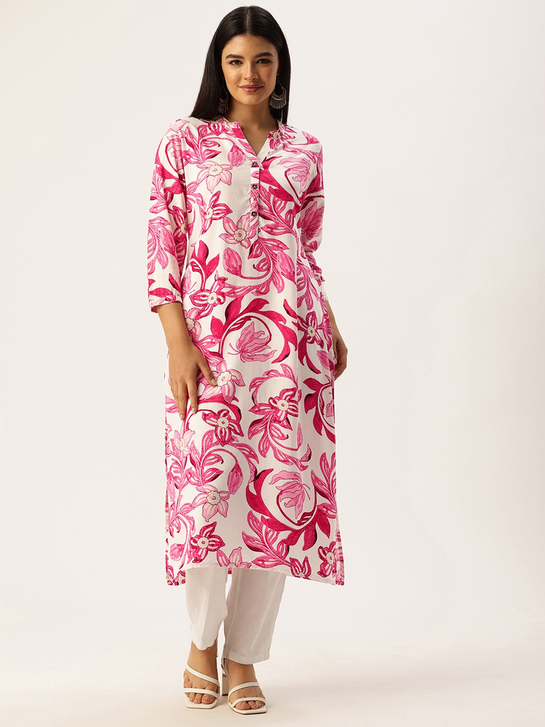 

AMUKTI Women Floral Printed Kurta, White