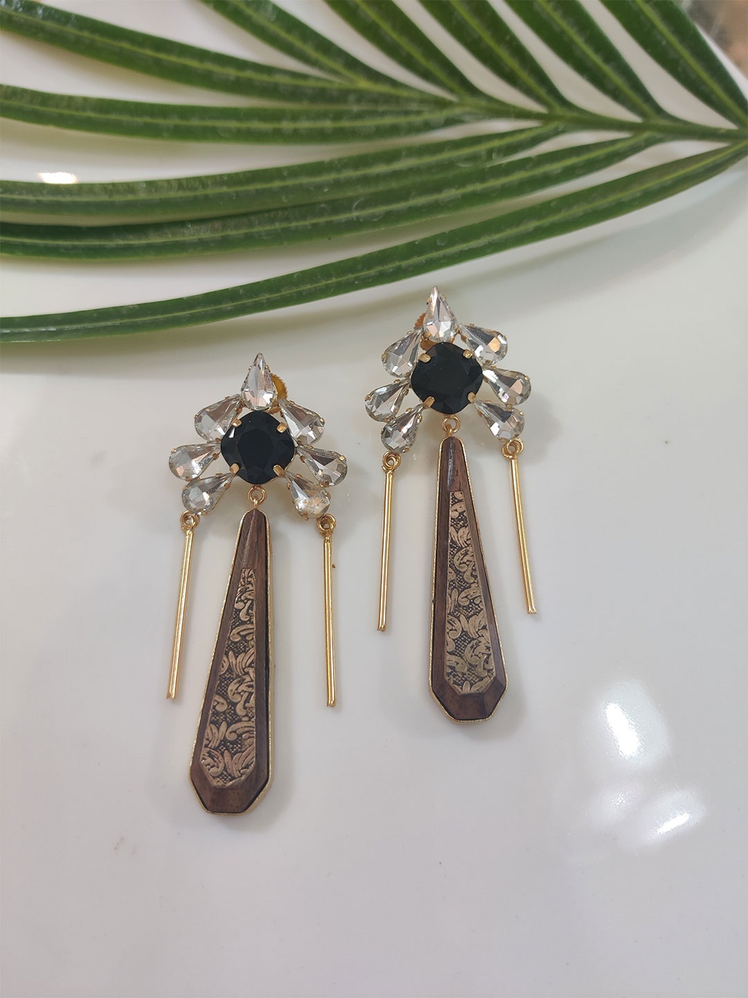 

STYLE DECO Contemporary Studs Earrings, Brown