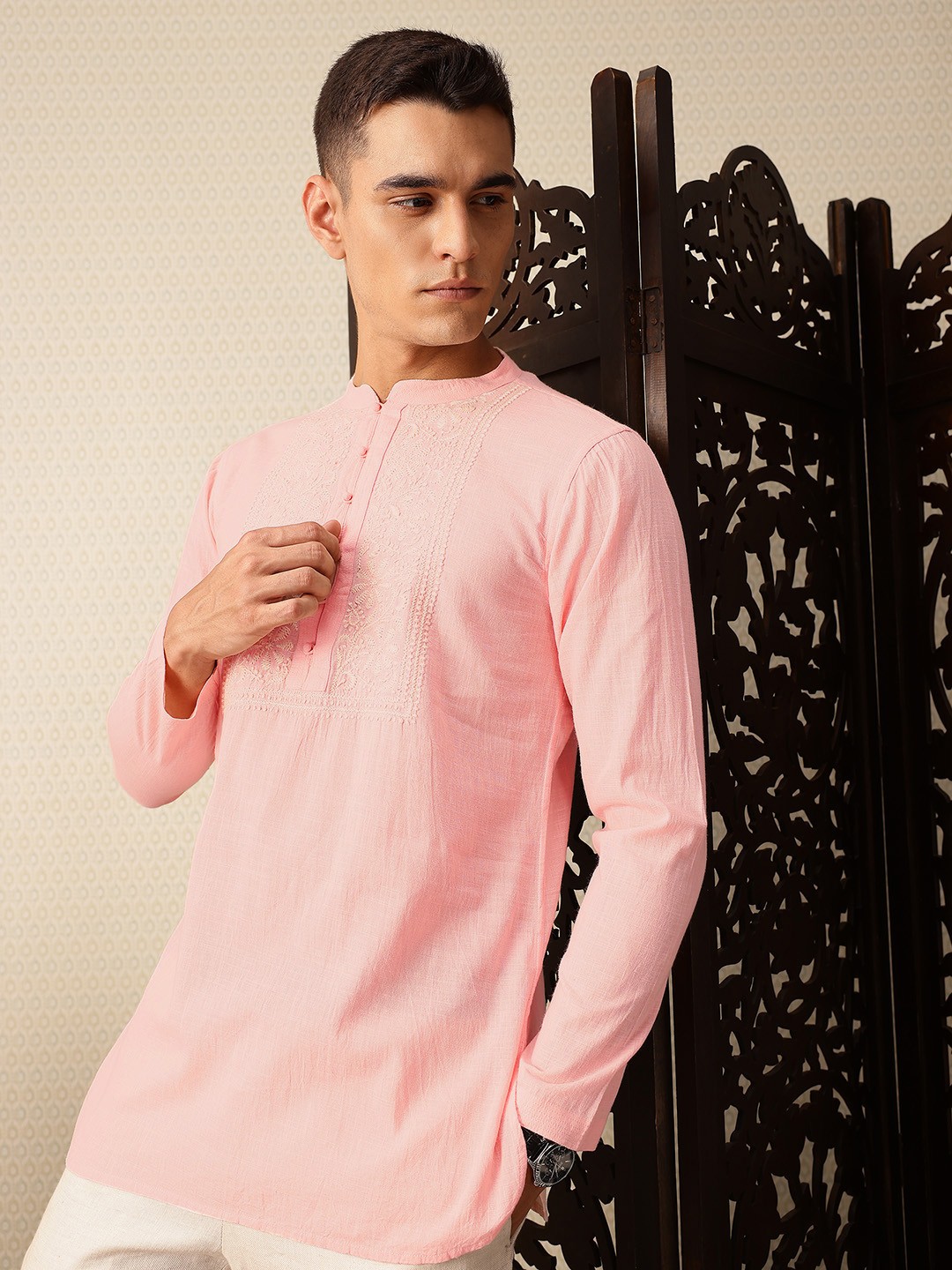 

House of Pataudi Yoke Design Embroidered Pure Cotton Jashn Kurta, Pink