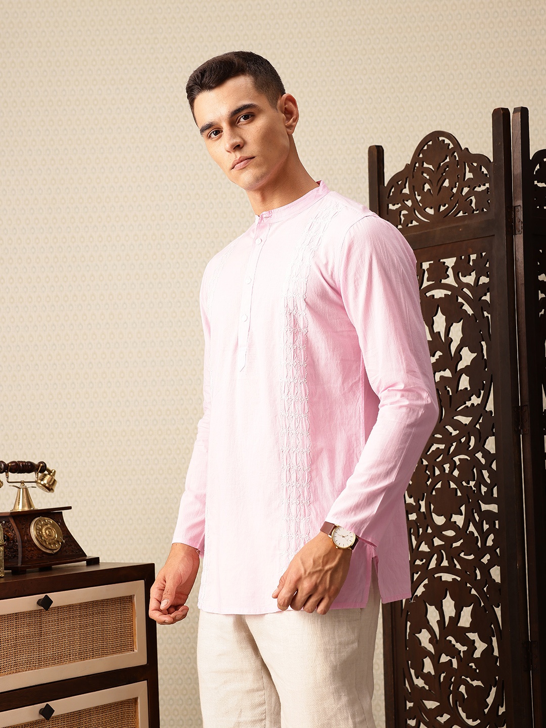 

House of Pataudi Floral Embroidered Band Collar Pure Cotton Jashn Kurta, Pink