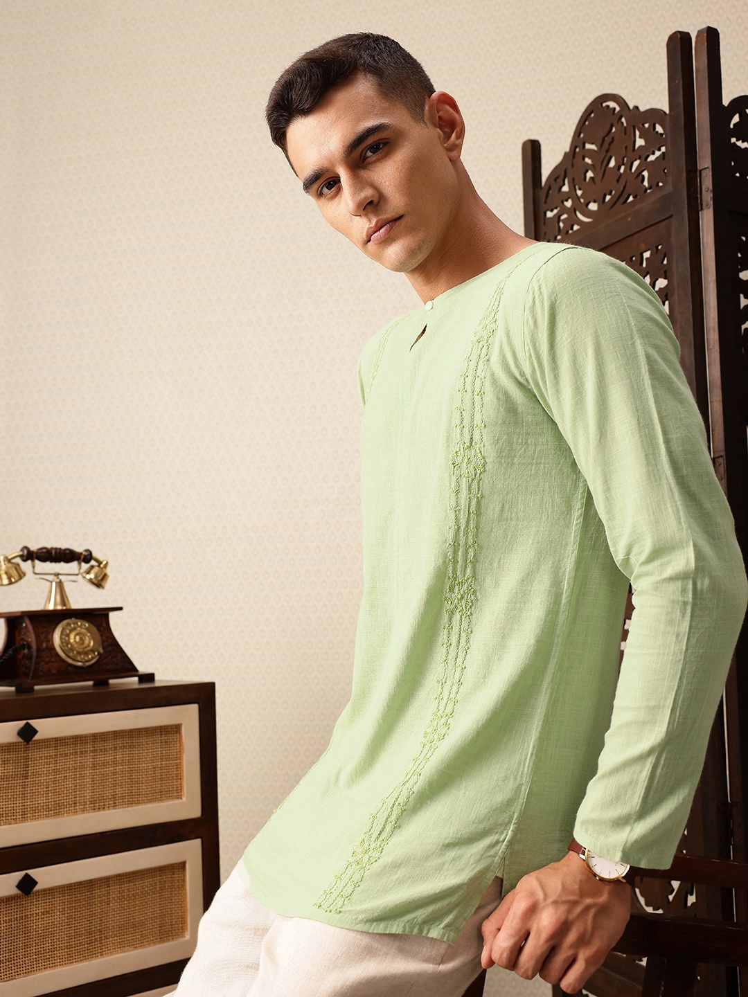 

House of Pataudi Floral Embroidered Keyhole Neck Pure Cotton Jashn Kurta, Green