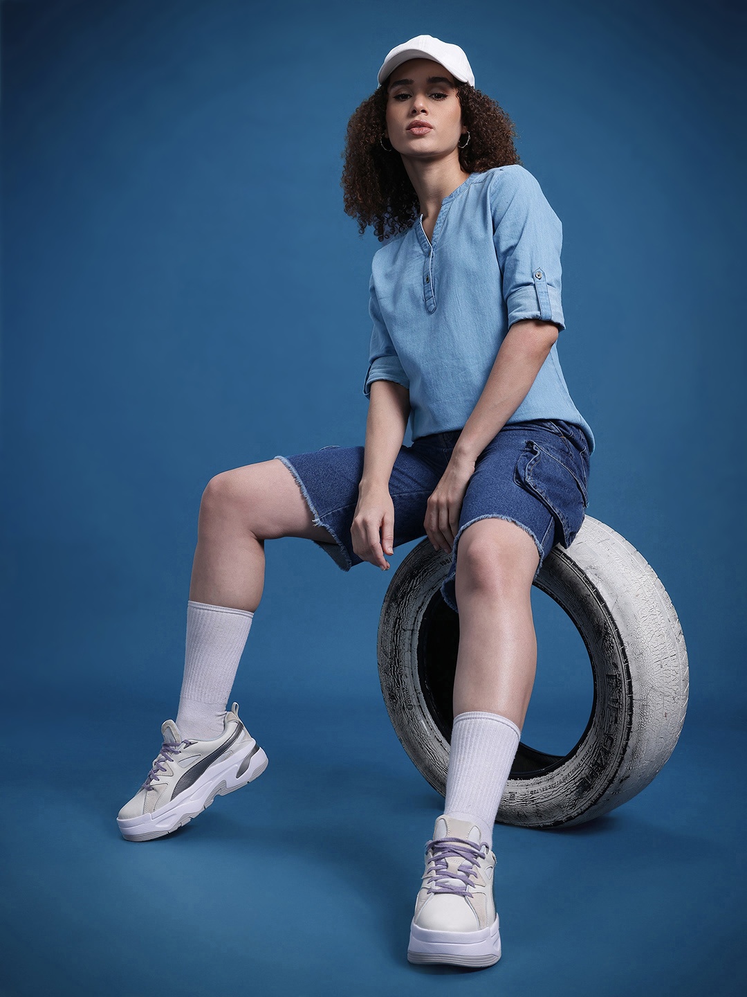 

The Roadster Lifestyle Co. Mandarin Collar Roll-Up Sleeves Pure Cotton Top, Blue