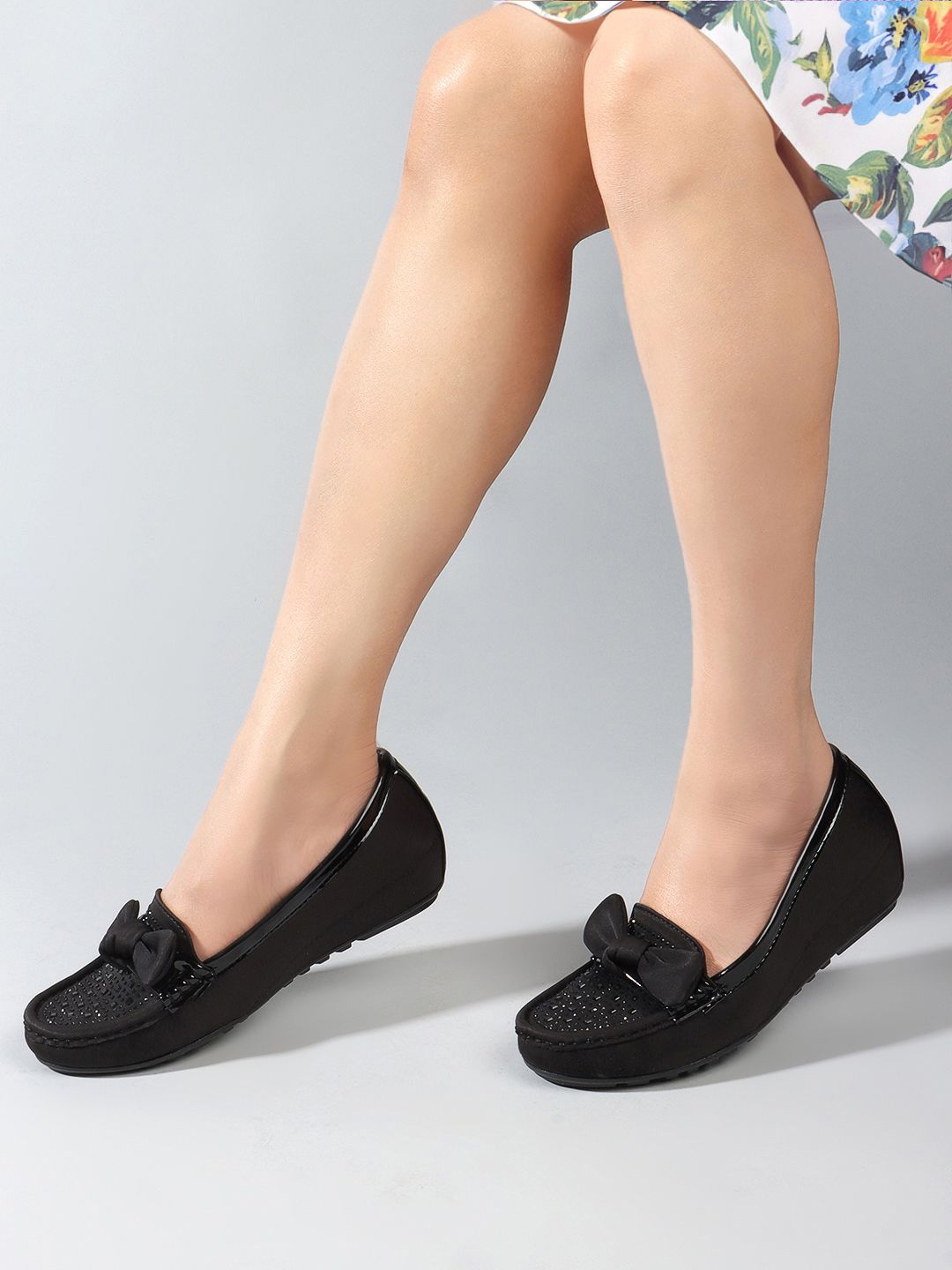 

DressBerry Platform Sandals, Black