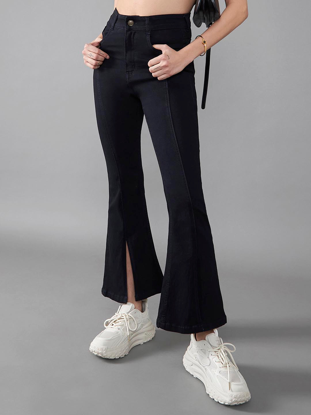 

DOLCE CRUDO Women Slitted Bootcut High-Rise Stretchable Jeans, Black