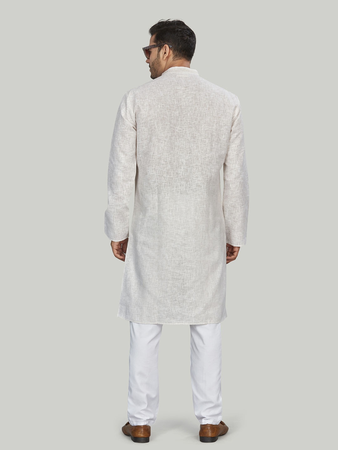 

Authentics Men Chikankari Kurta, Beige