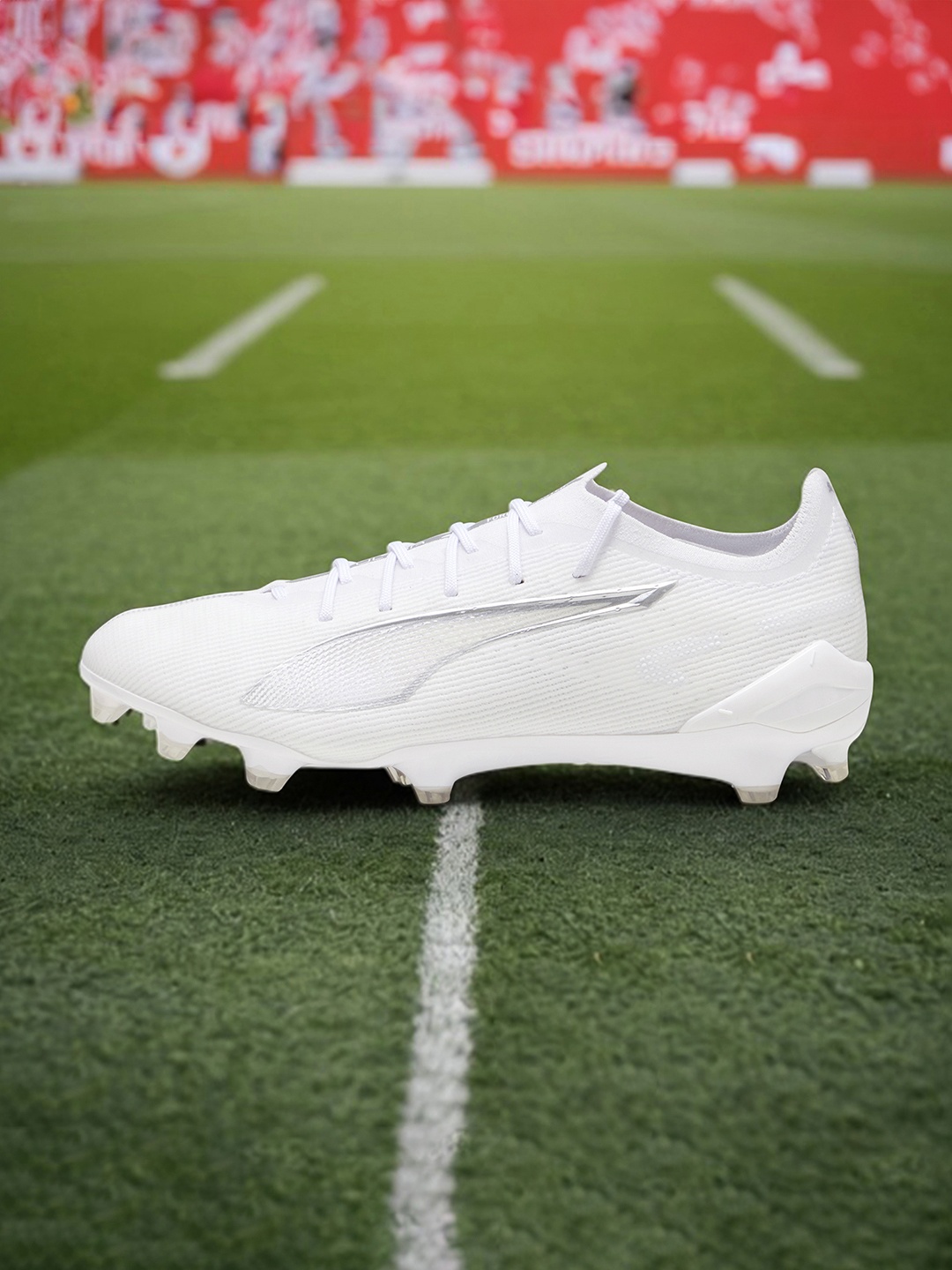 

Puma Ultra 5 Ultimate FG Unisex Lace-Ups Football Boots, White