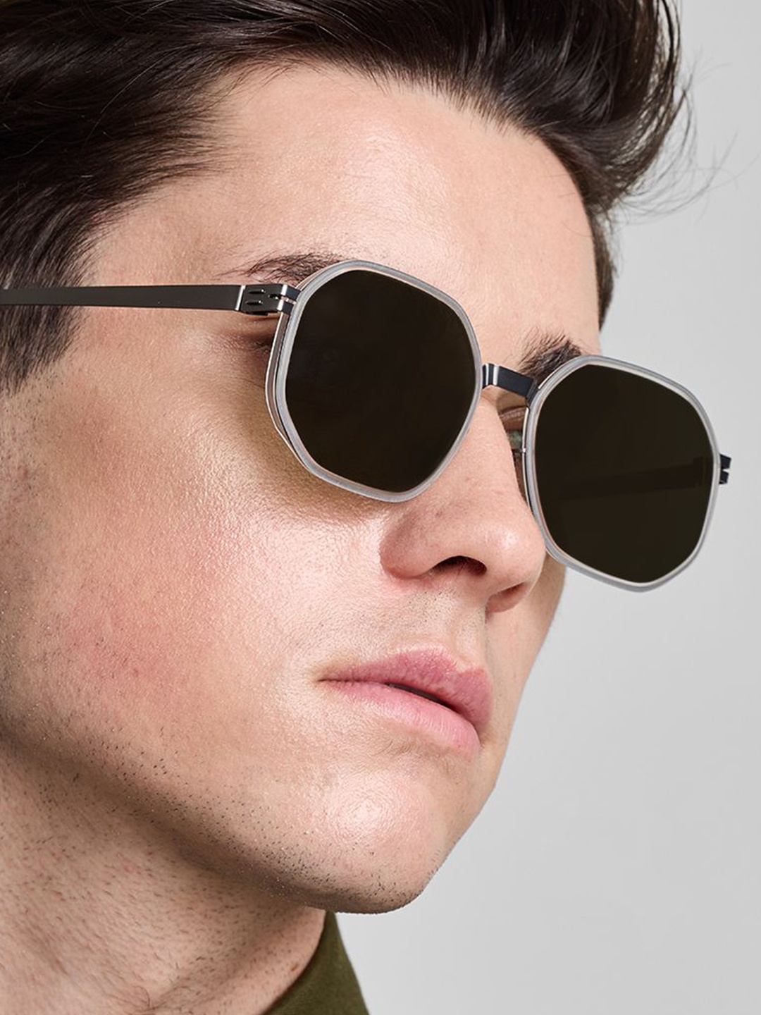 

Snitch Men Oval Sunglasses with UV Protected Lens SN0050, Grey