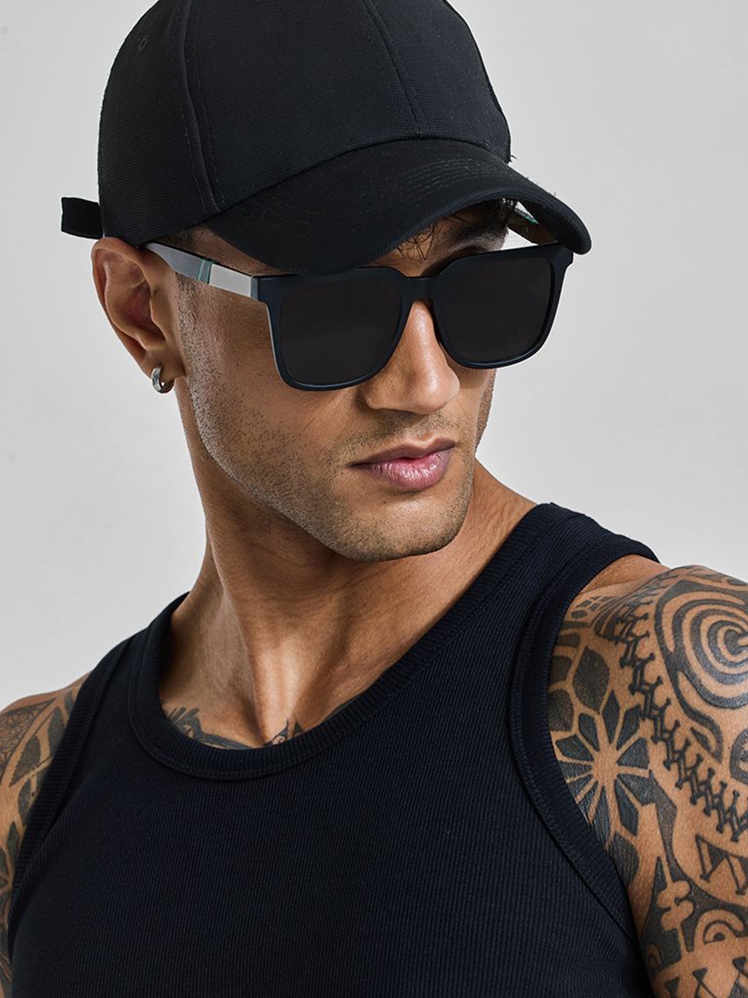 

Snitch Men Bold Oversized Black Sunglasses