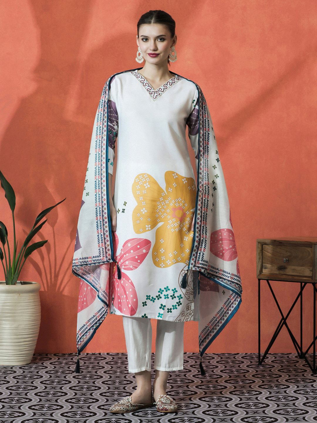 

Sangria Off White Floral Printed Embroidered V-Neck Organza Kurta With Trousers & Dupatta