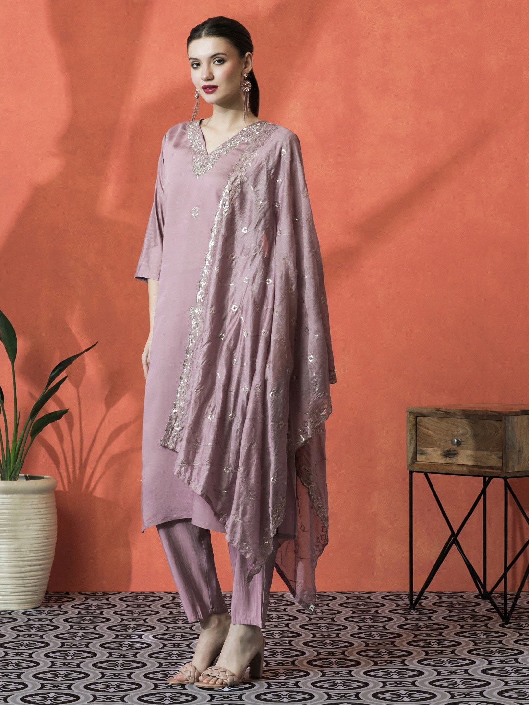

Sangria Floral Embroidered V-Neck Kurta Kurta With Trousers & Dupatta, Pink