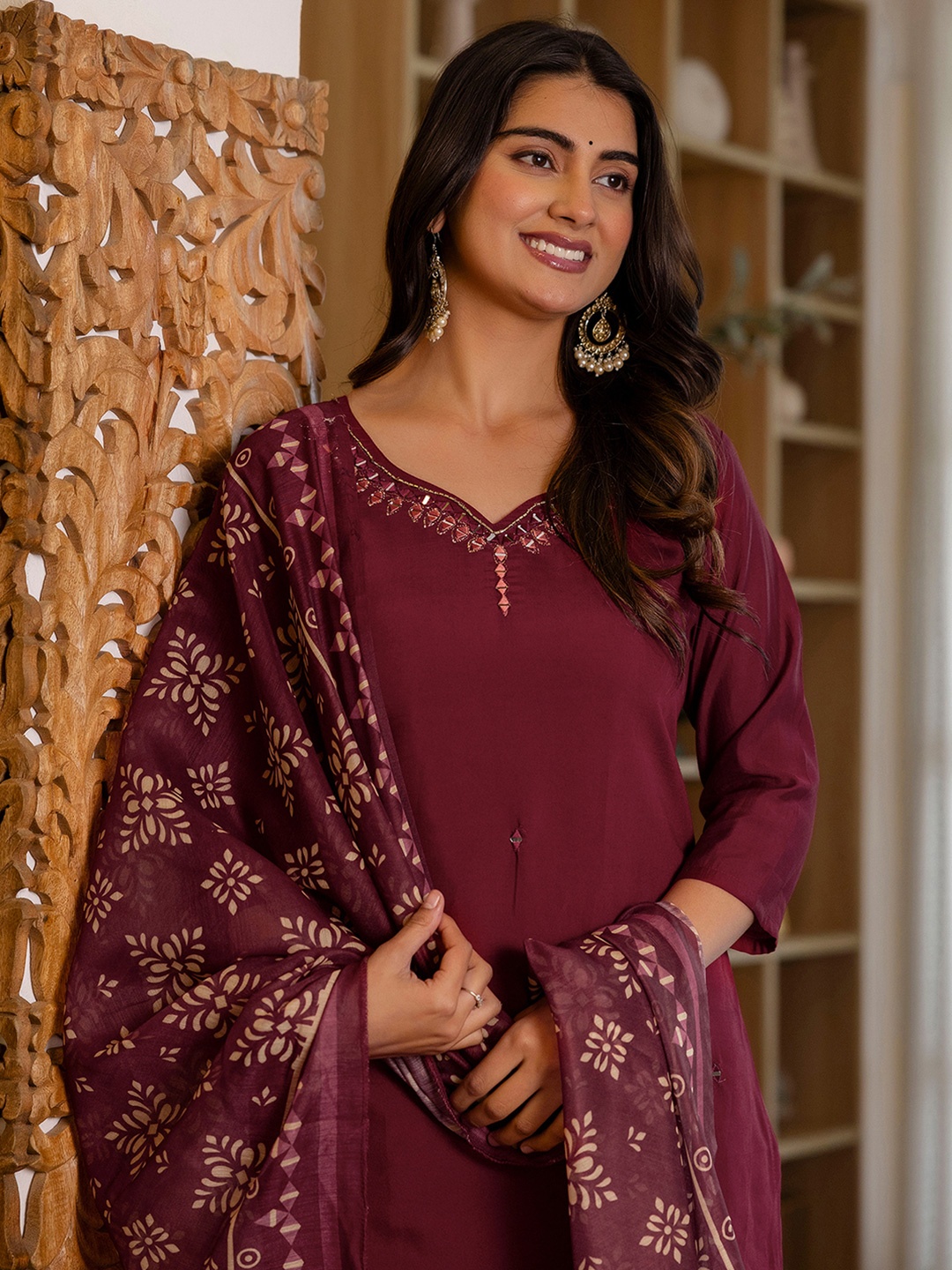 

KALINI Sweetheart Neck Mirror Work Straight Kurta With Trousers And Dupatta, Maroon