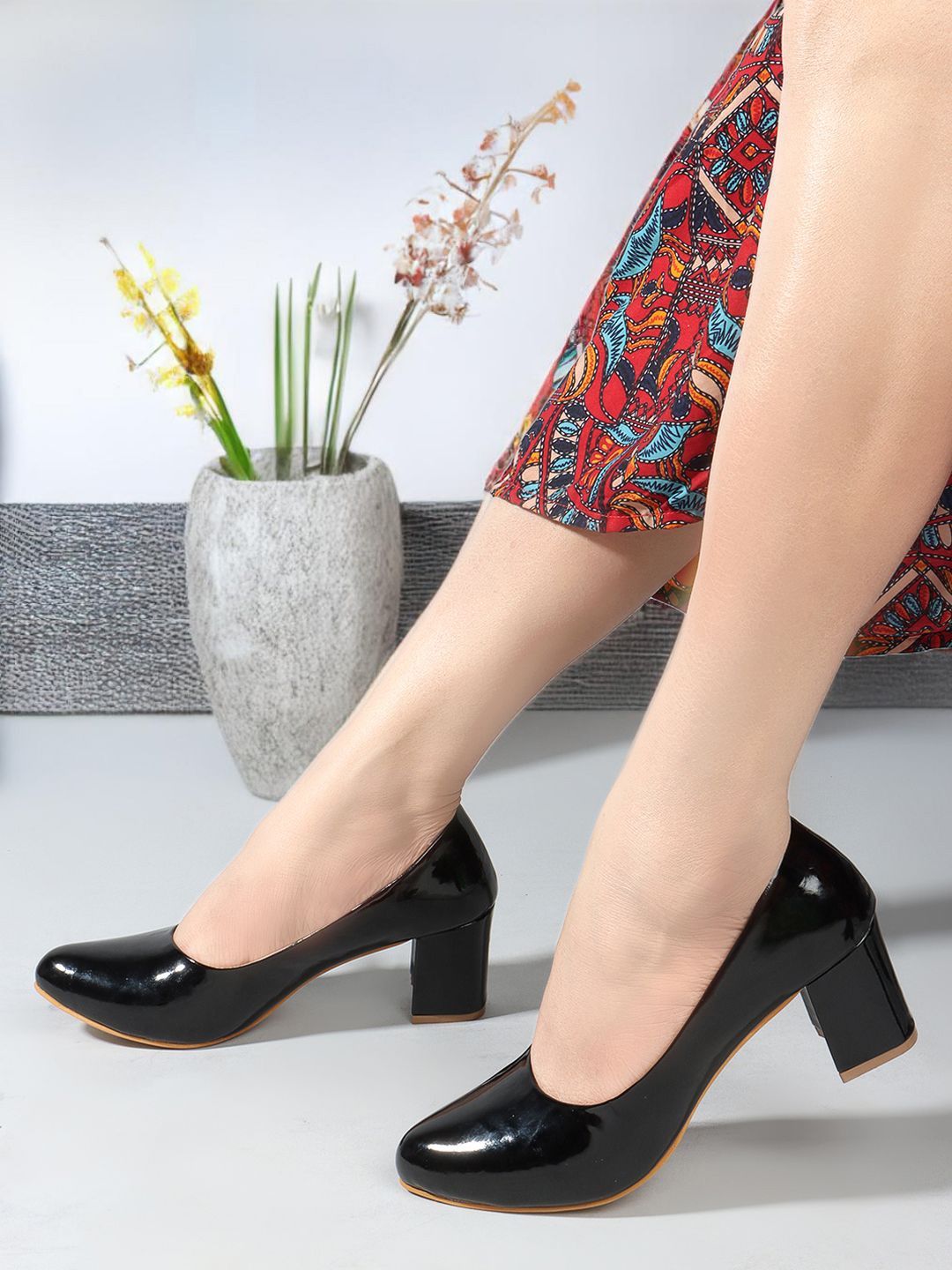 

Mast & Harbour Party Block Pumps, Black