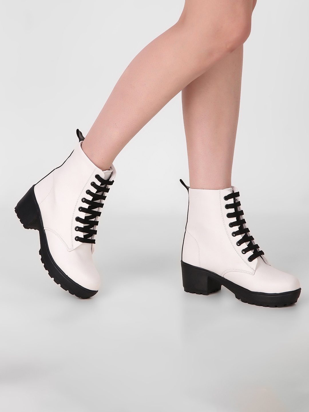 

Killer Women Ankle High Lace Up Boots, White