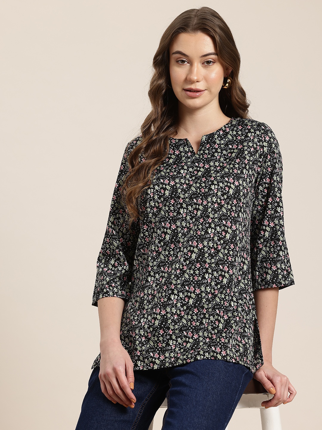 

HERE&NOW Floral Printed Kurti, Black