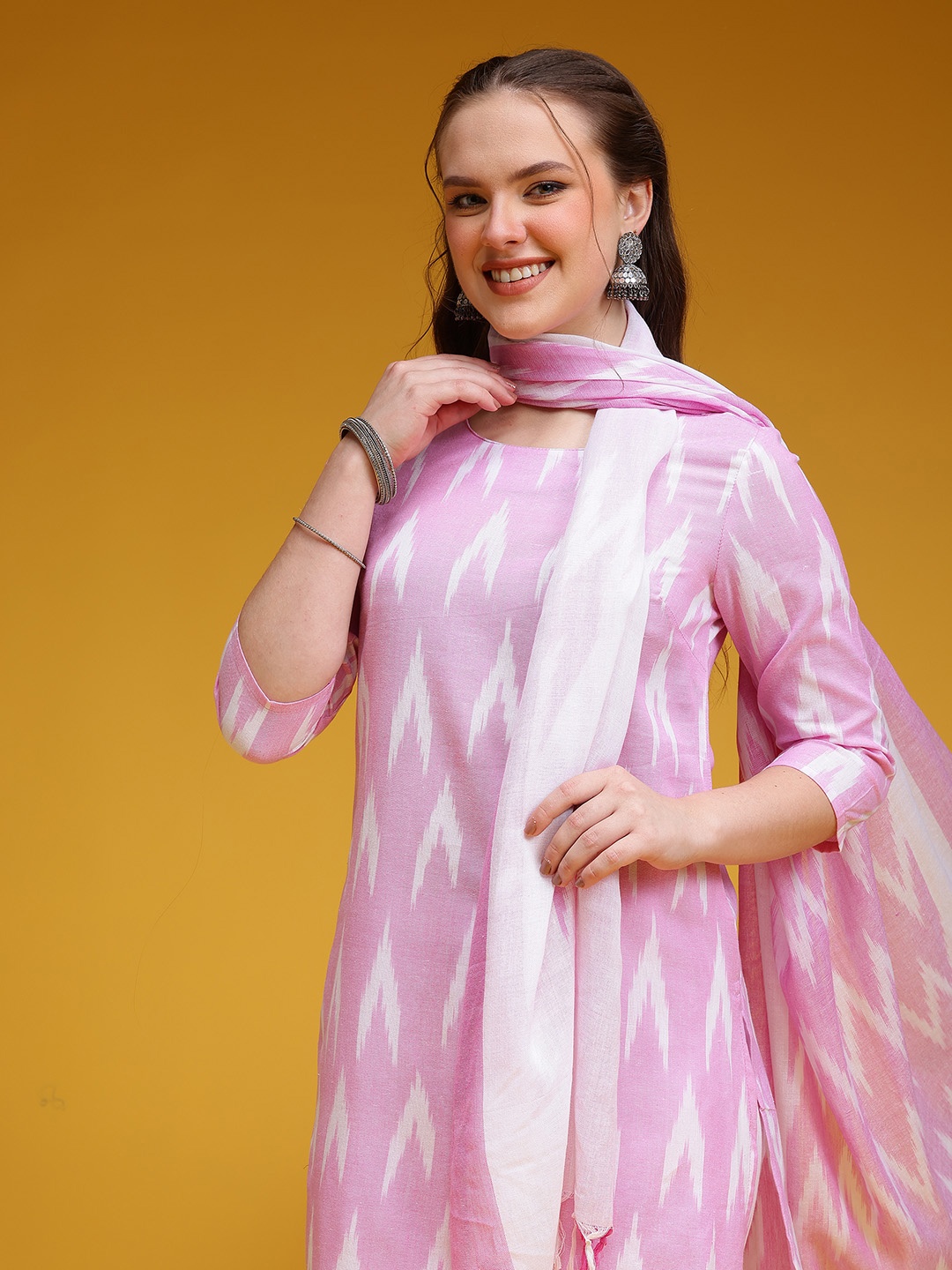 

HERE&NOW Ikat Print Pure Cotton Kurta with Trousers & Dupatta, Pink