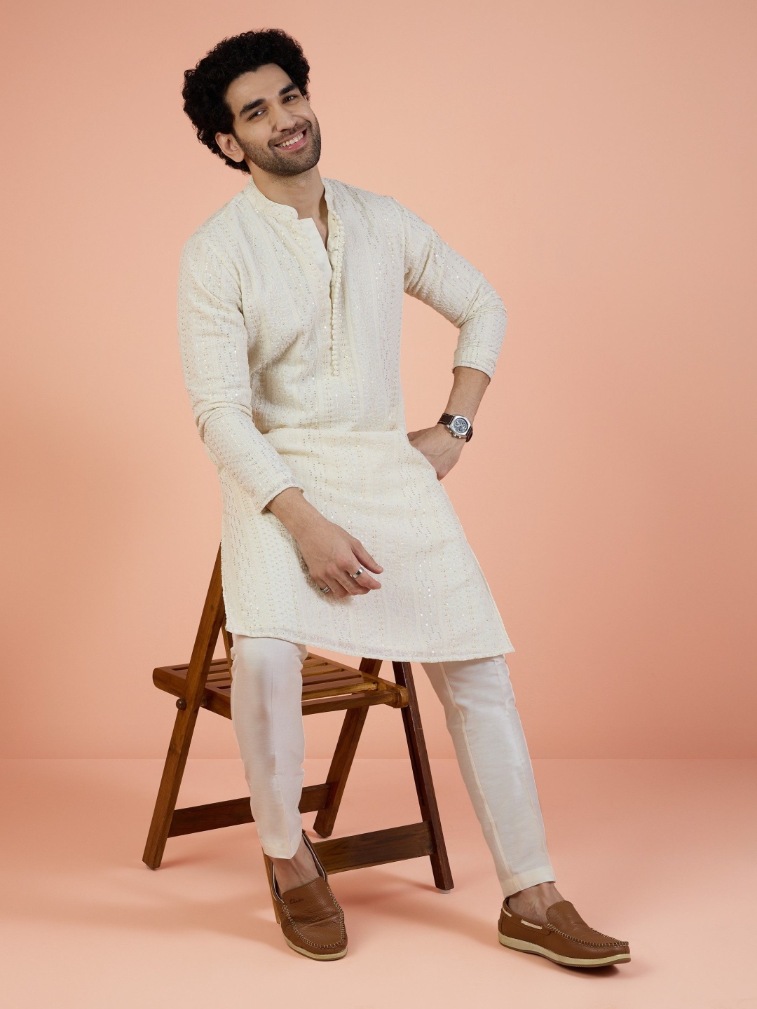 

KISAH Floral Embroidered Thread Work Straight Kurta With Trouser, Beige