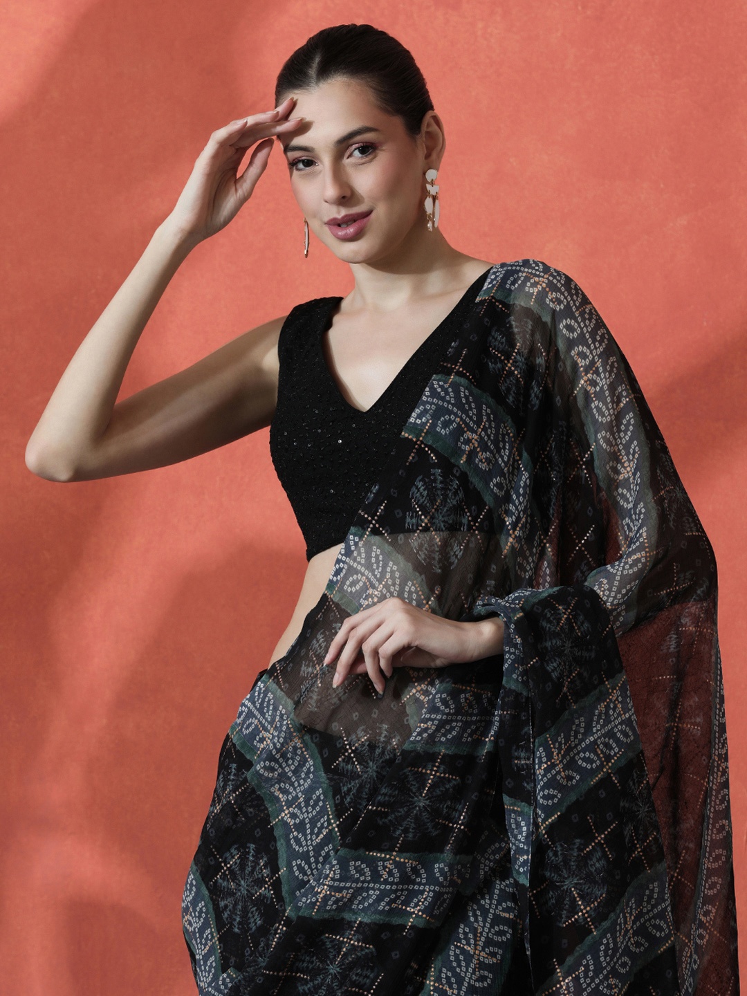 

Sangria Ethnic Motifs Printed Ready to wear Saree, Black