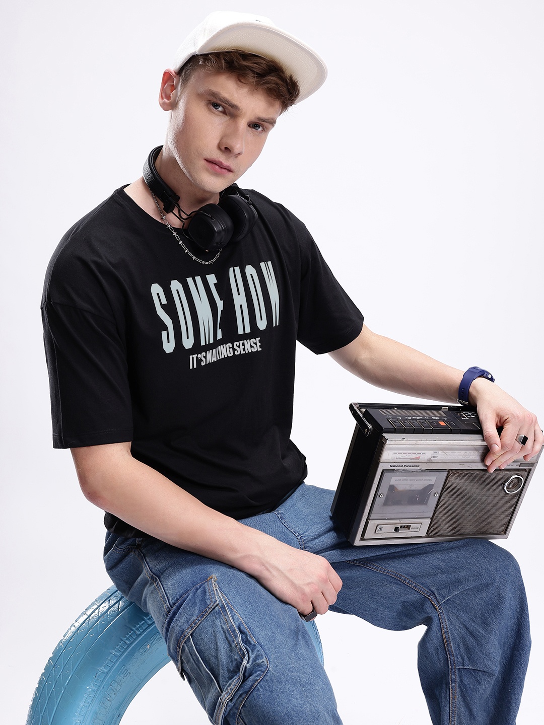 

Kook N Keech Men Typography Printed Drop-Shoulder Sleeves Oversized Pure Cotton T-shirt, Black