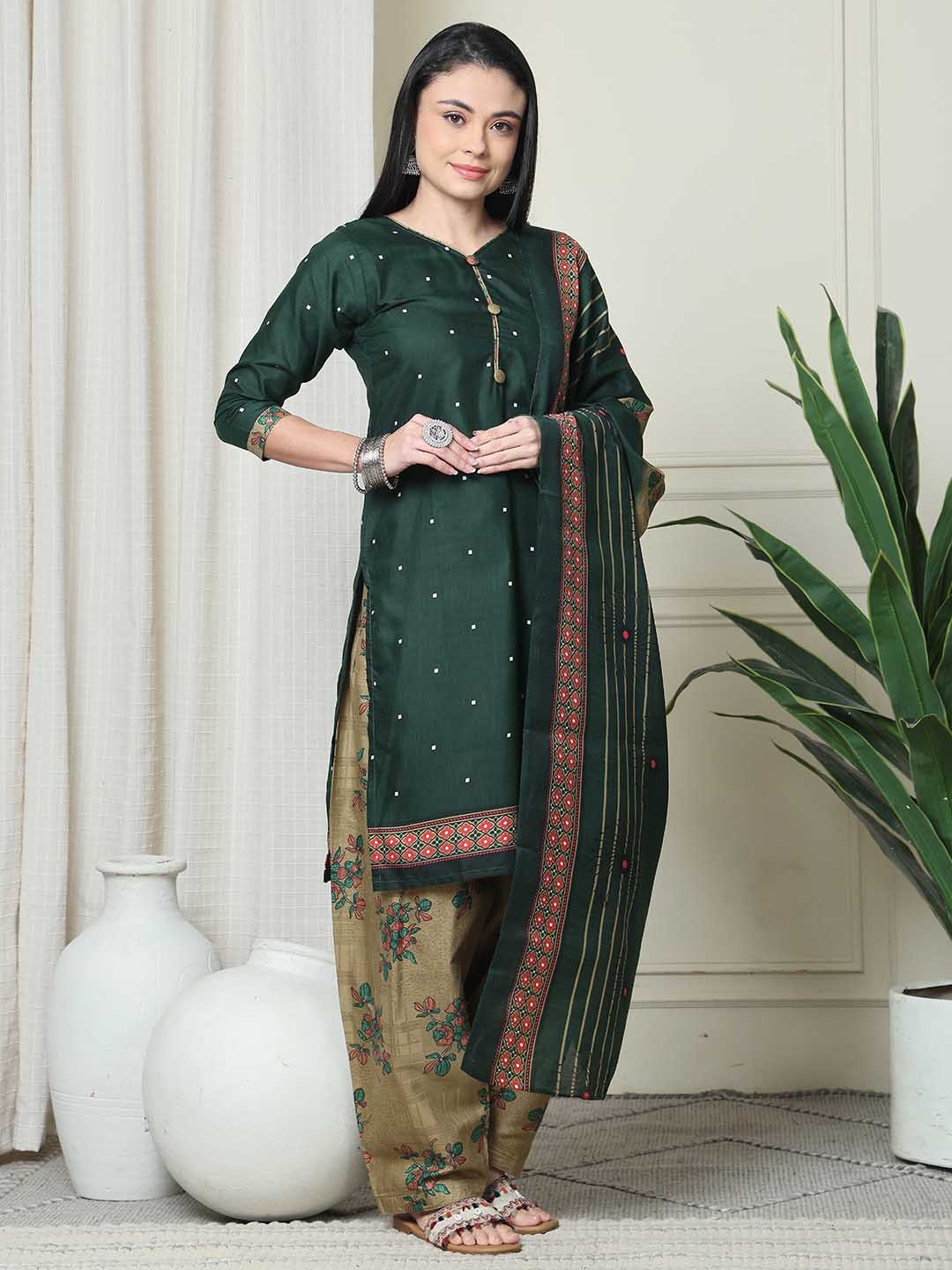 

Rajnandini Geometric Printed V-Neck Straight Kurta With Salwar & Dupatta, Green