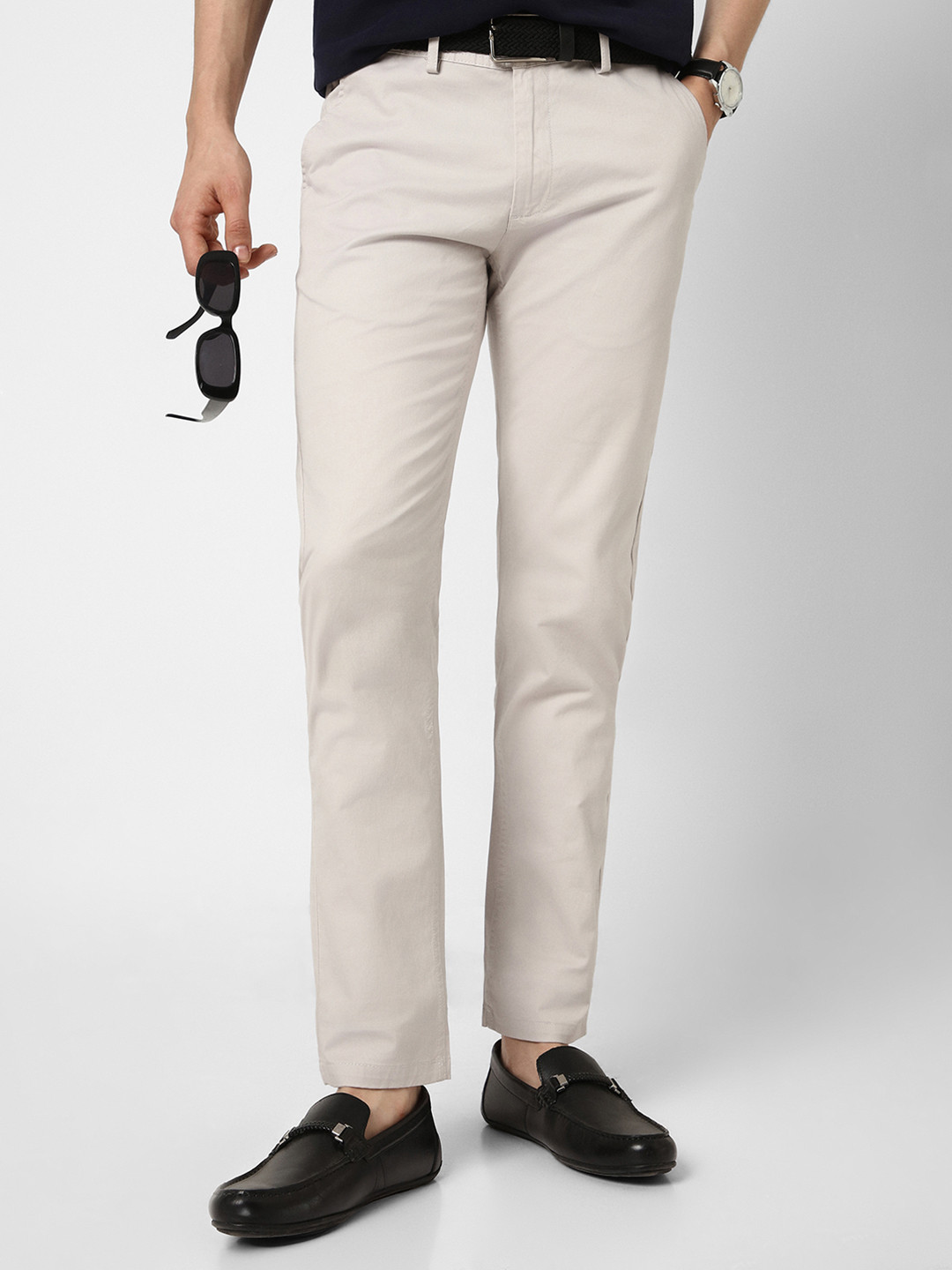 

Peter England Casuals Men Super Slim Fit Regular Trousers, Grey