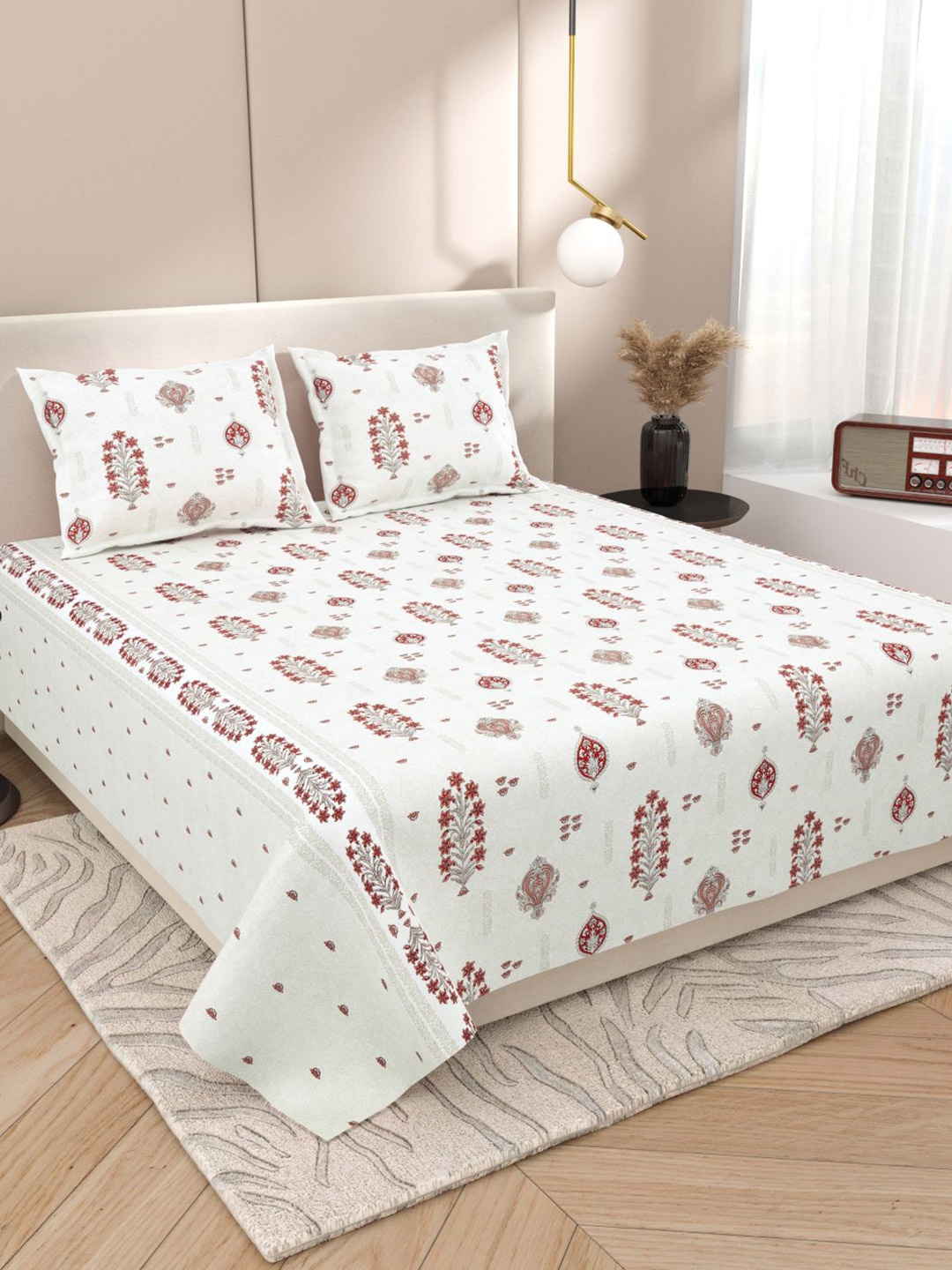 

DREAM WEAVERZ White Floral Printed Pure Cotton 220 TC King Bedsheet Set 2.75m x 2.55m