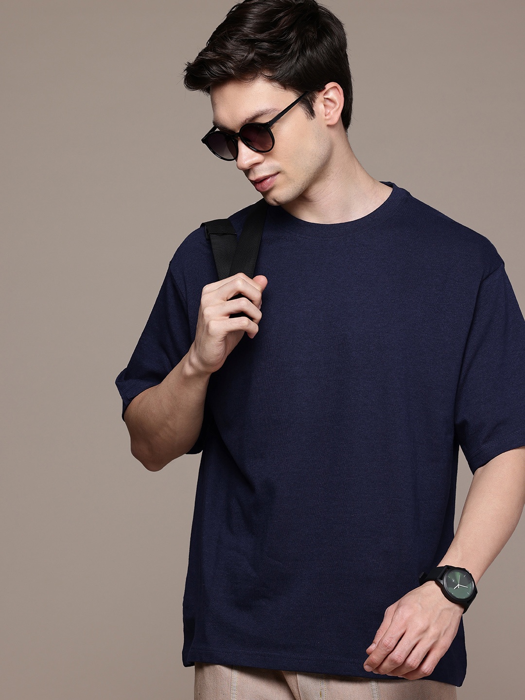 

Moda Rapido Men Relaxed Fit Drop-Shoulder Sleeves T-shirt, Navy blue