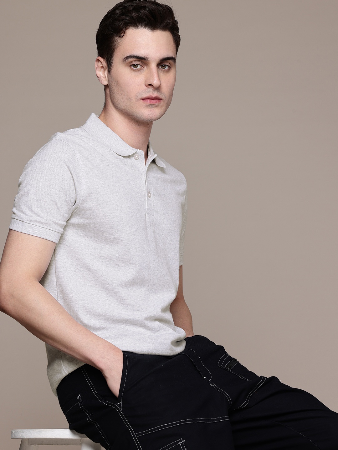 

Moda Rapido Men Solid Polo Collar T-shirt, Off white